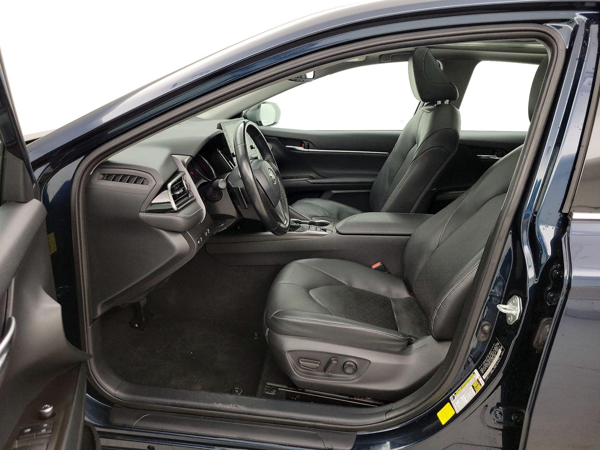 Thumbnail: 2021 Toyota Camry - 11