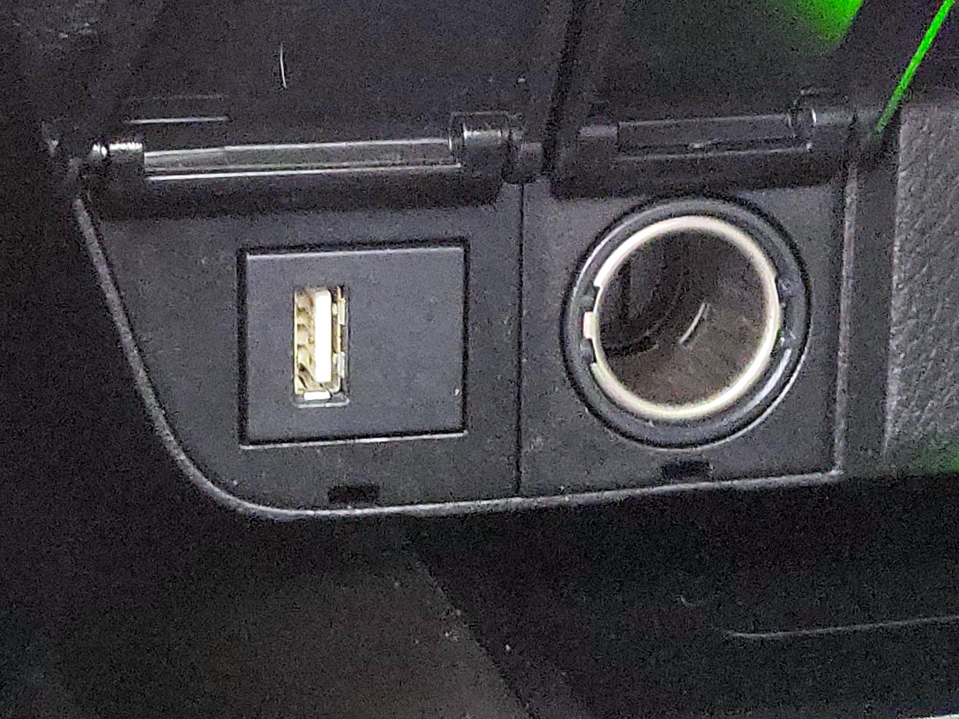 Thumbnail: 2021 Toyota Camry - 18