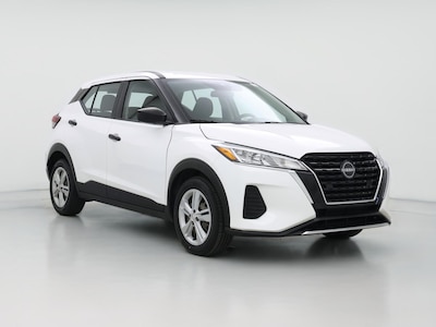 White 2022 Nissan Kicks S
