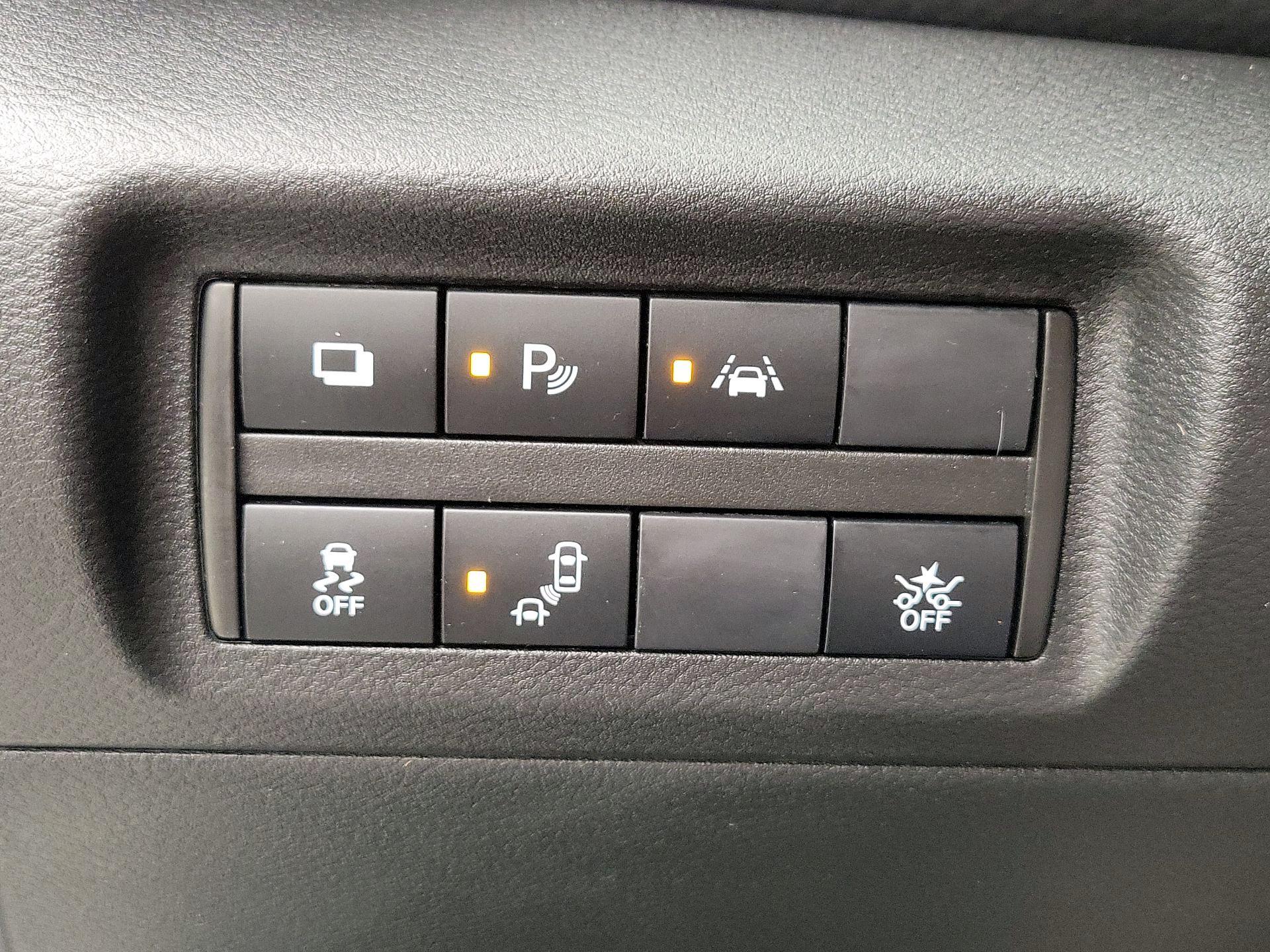 Thumbnail: 2022 Nissan Kicks - 13