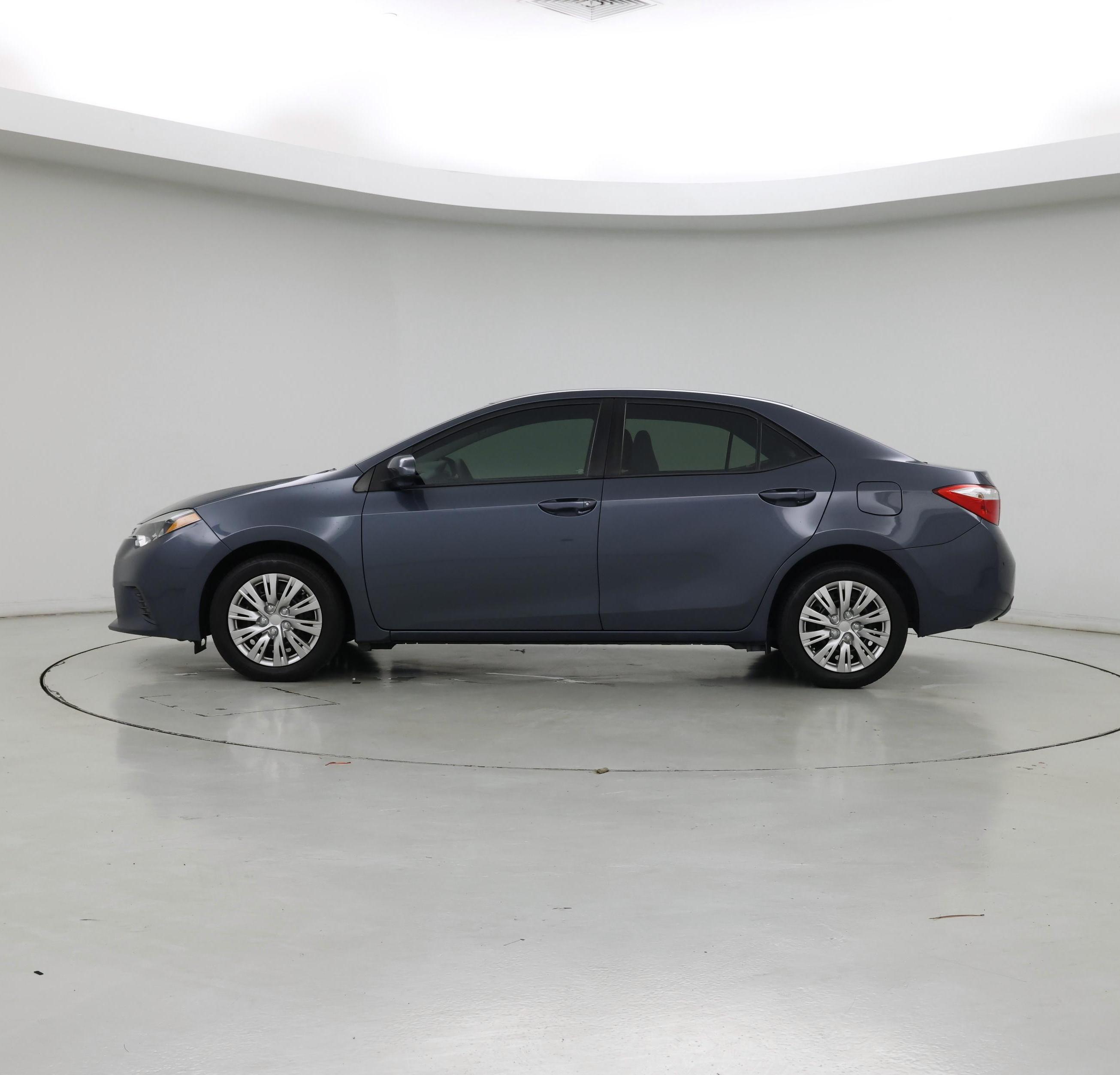 Thumbnail: 2016 Toyota Corolla - 3