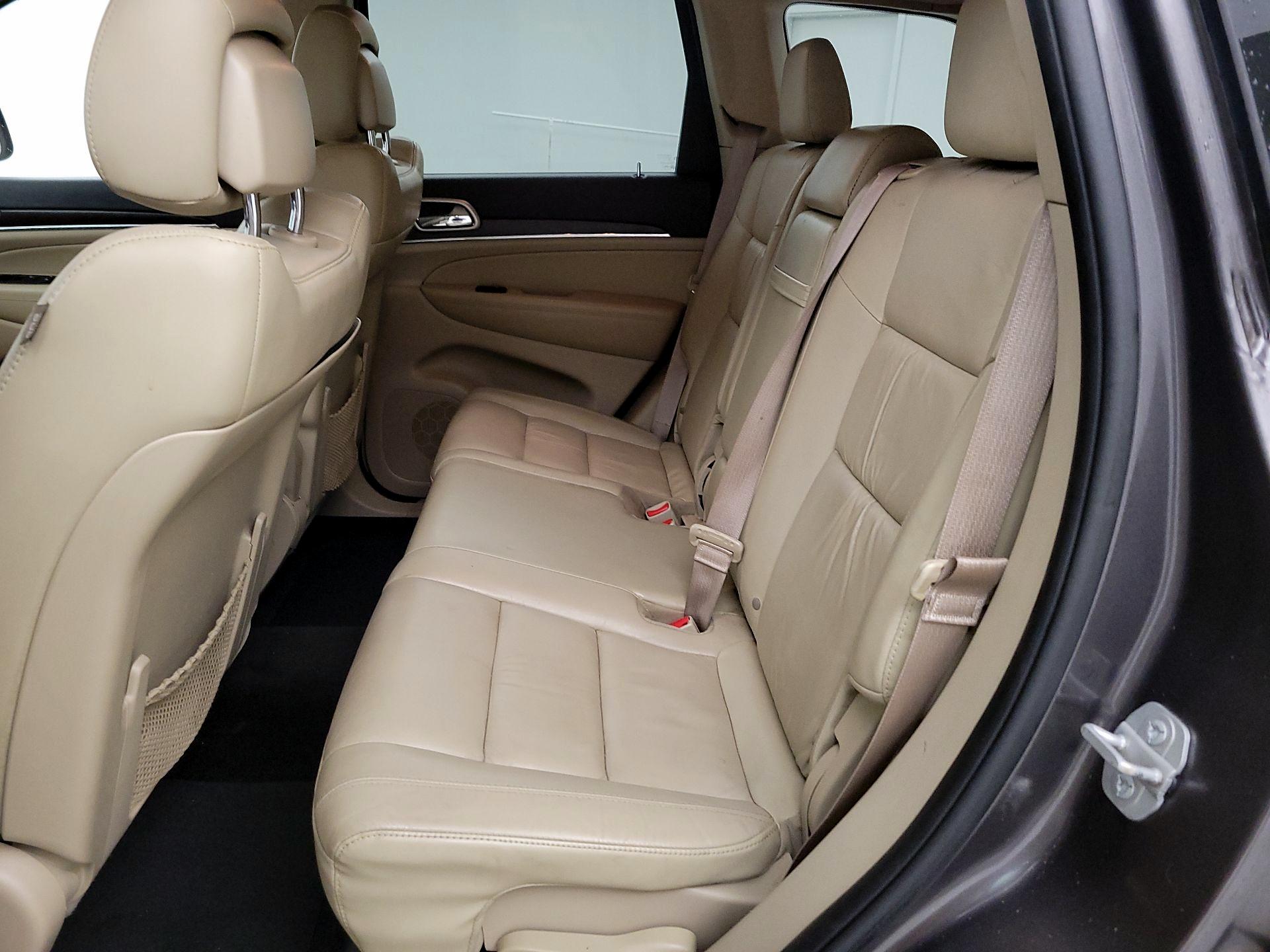 Thumbnail: 2015 Jeep Grand Cherokee - 19