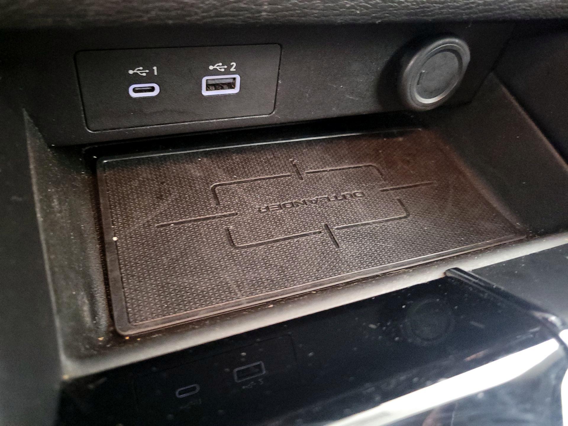 Thumbnail: 2022 Mitsubishi Outlander - 18