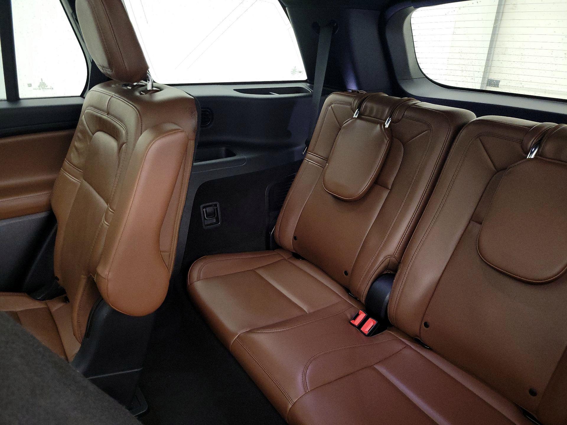 Thumbnail: 2022 Lincoln Aviator - 20