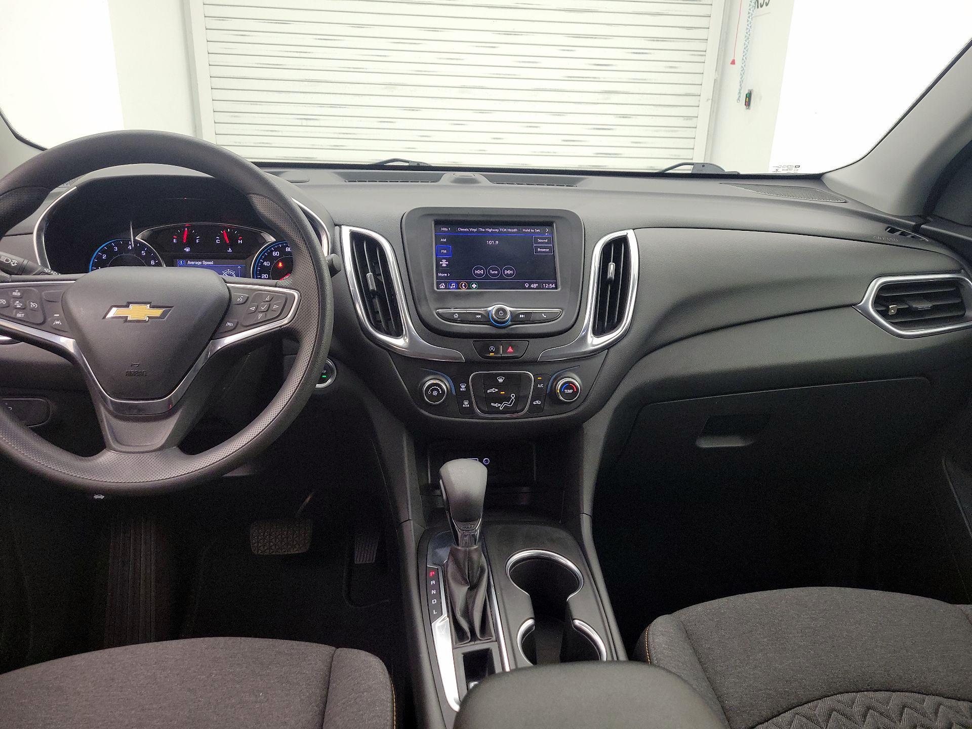 Thumbnail: 2022 Chevrolet Equinox - 9