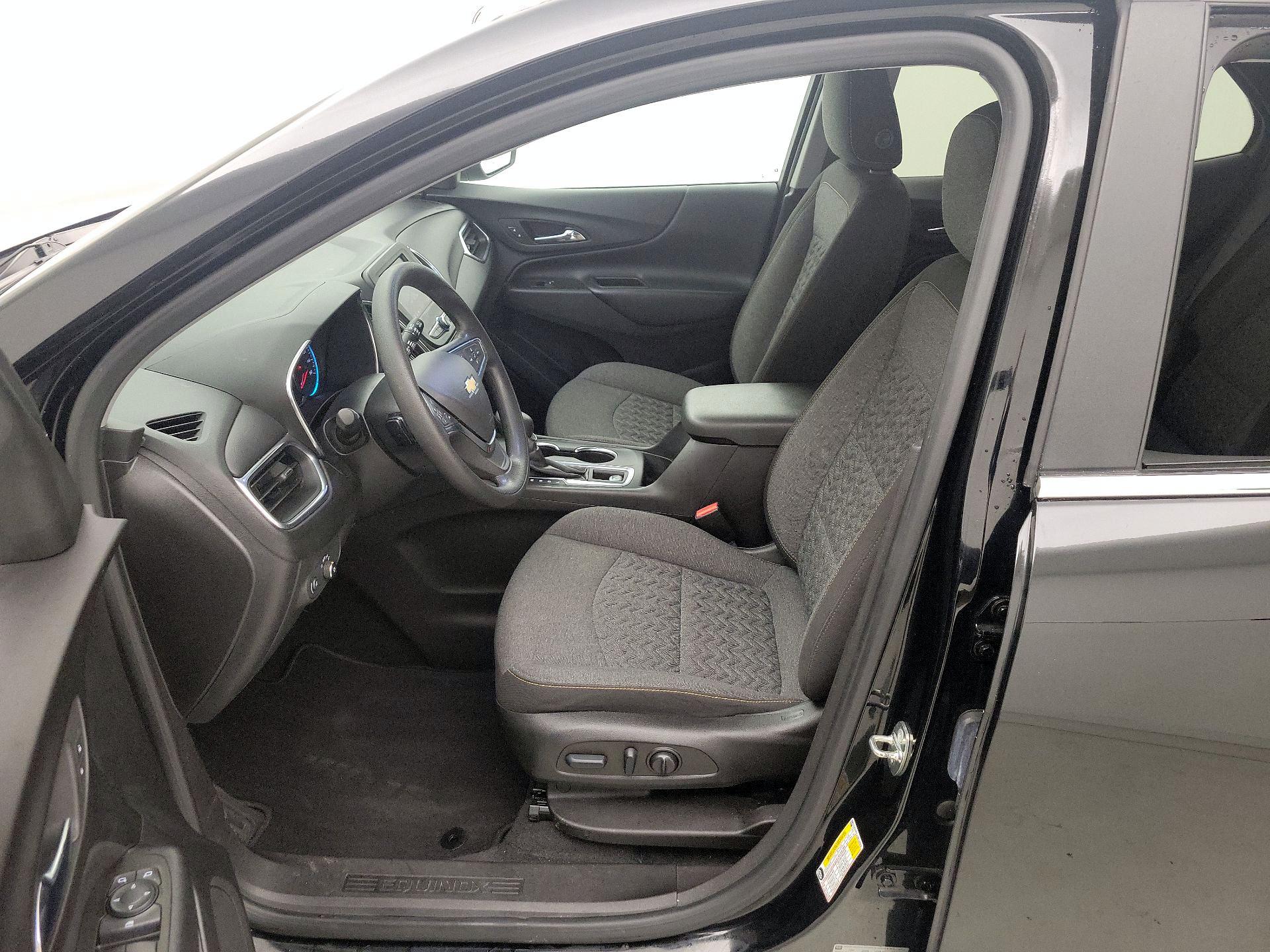 Thumbnail: 2022 Chevrolet Equinox - 11