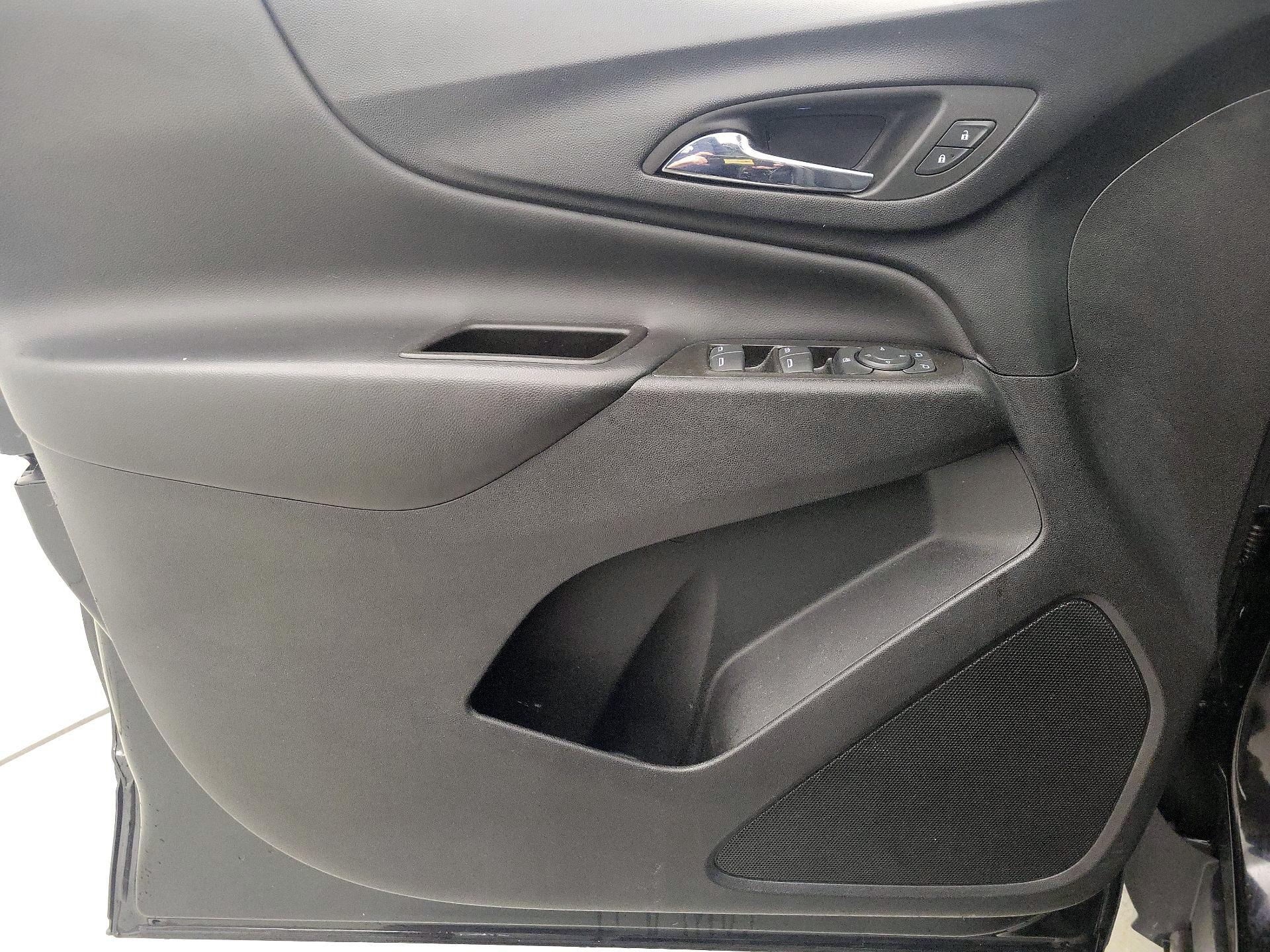 Thumbnail: 2022 Chevrolet Equinox - 12