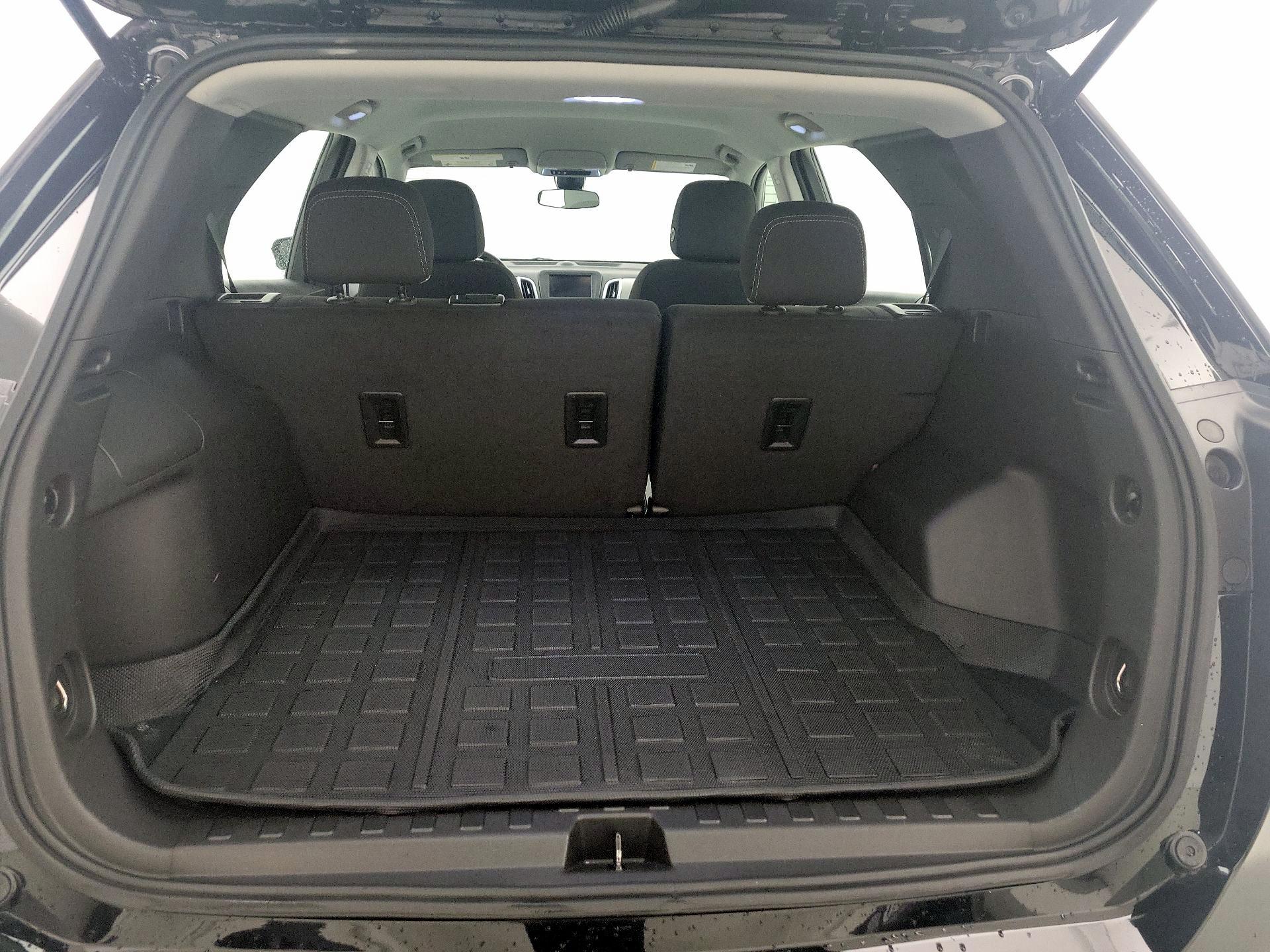 Thumbnail: 2023 Chevrolet Equinox - 20