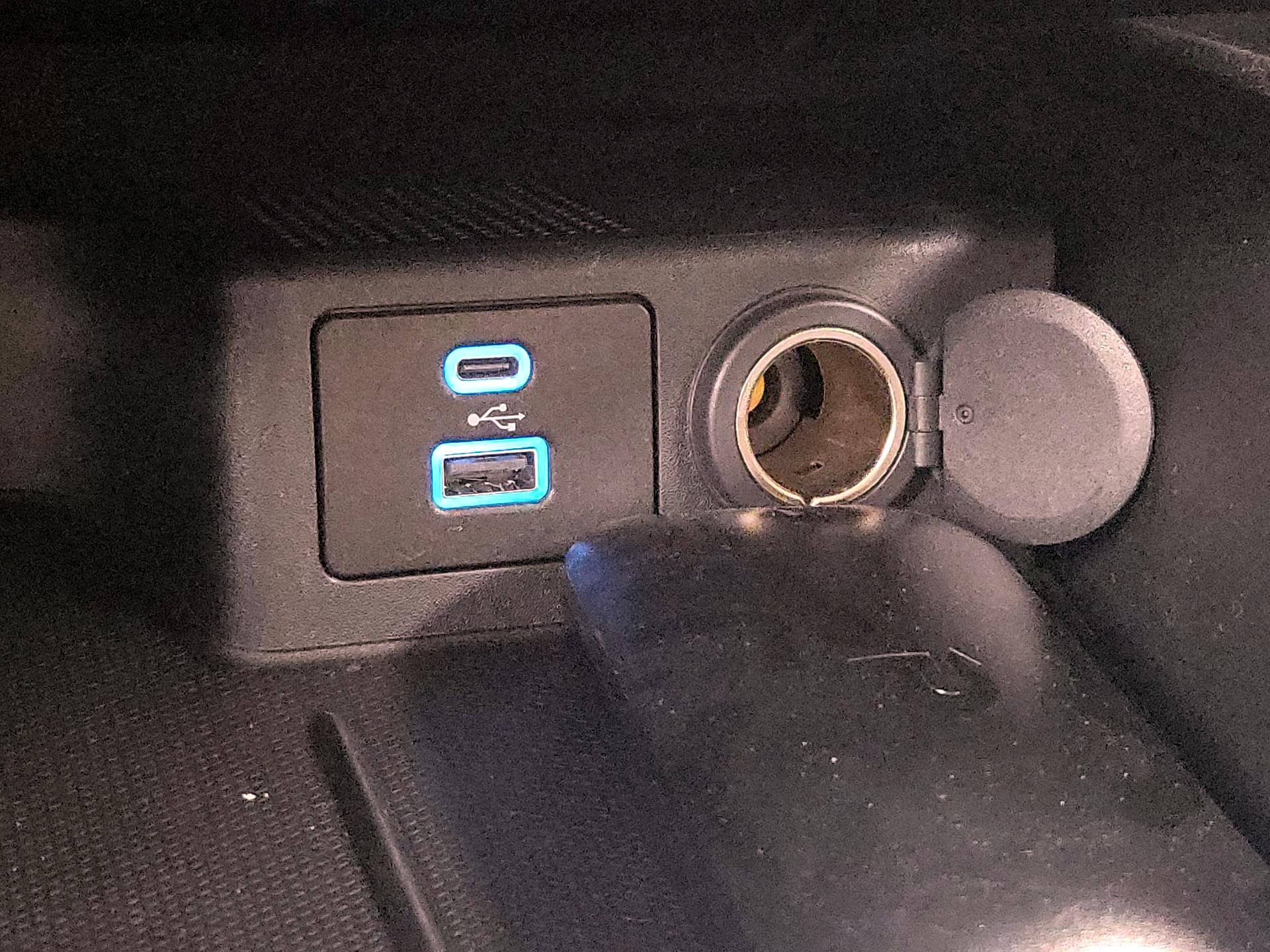 Thumbnail: 2021 Ford Escape - 18