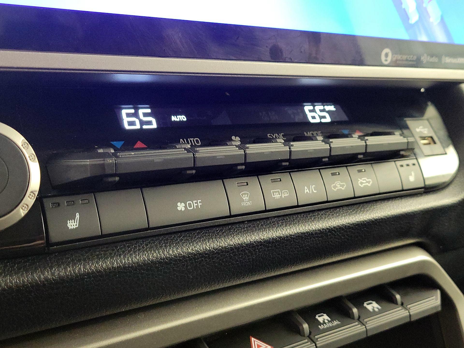 Thumbnail: 2023 Toyota Tundra - 16