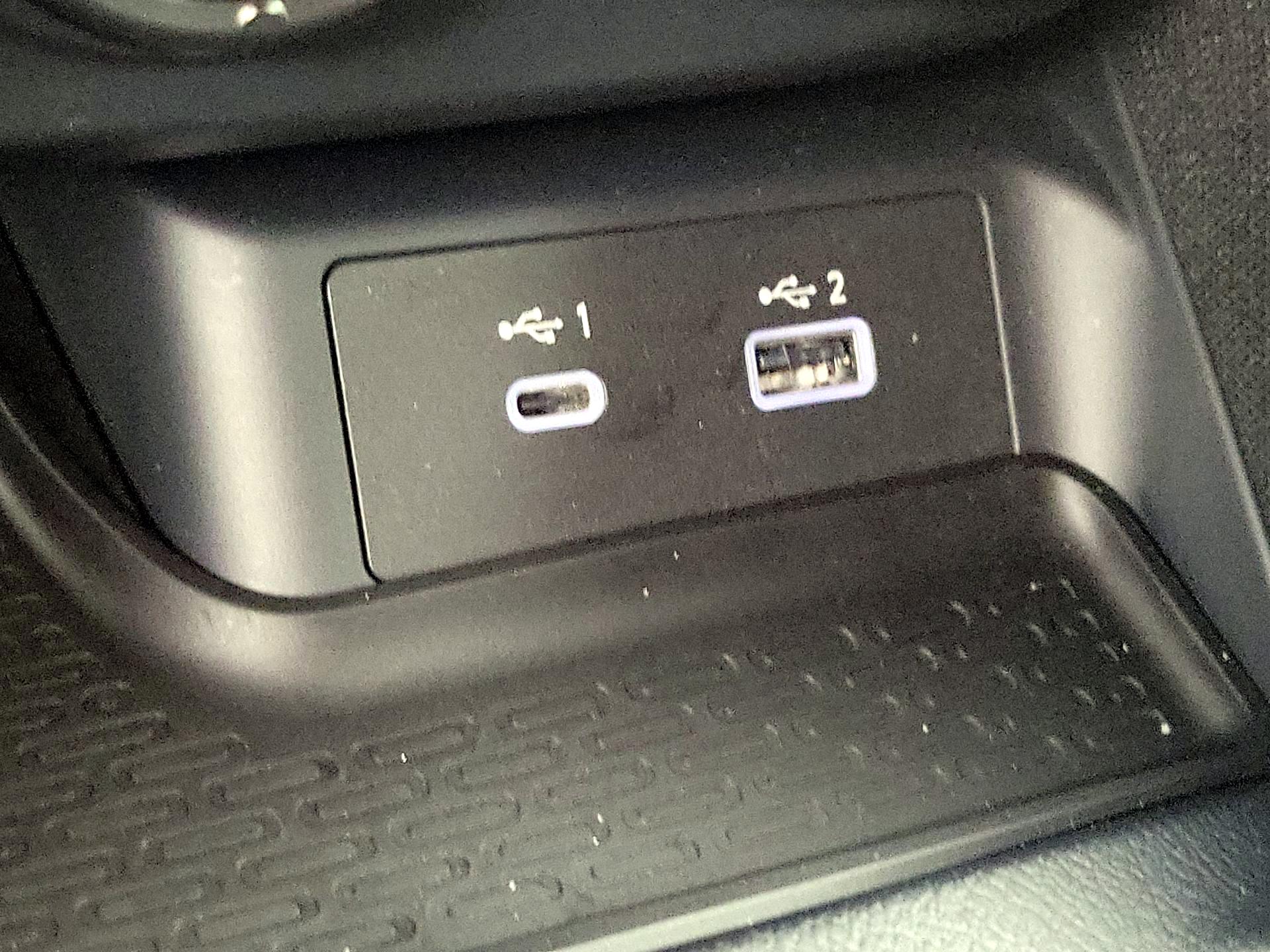 Thumbnail: 2024 Nissan Z - 18