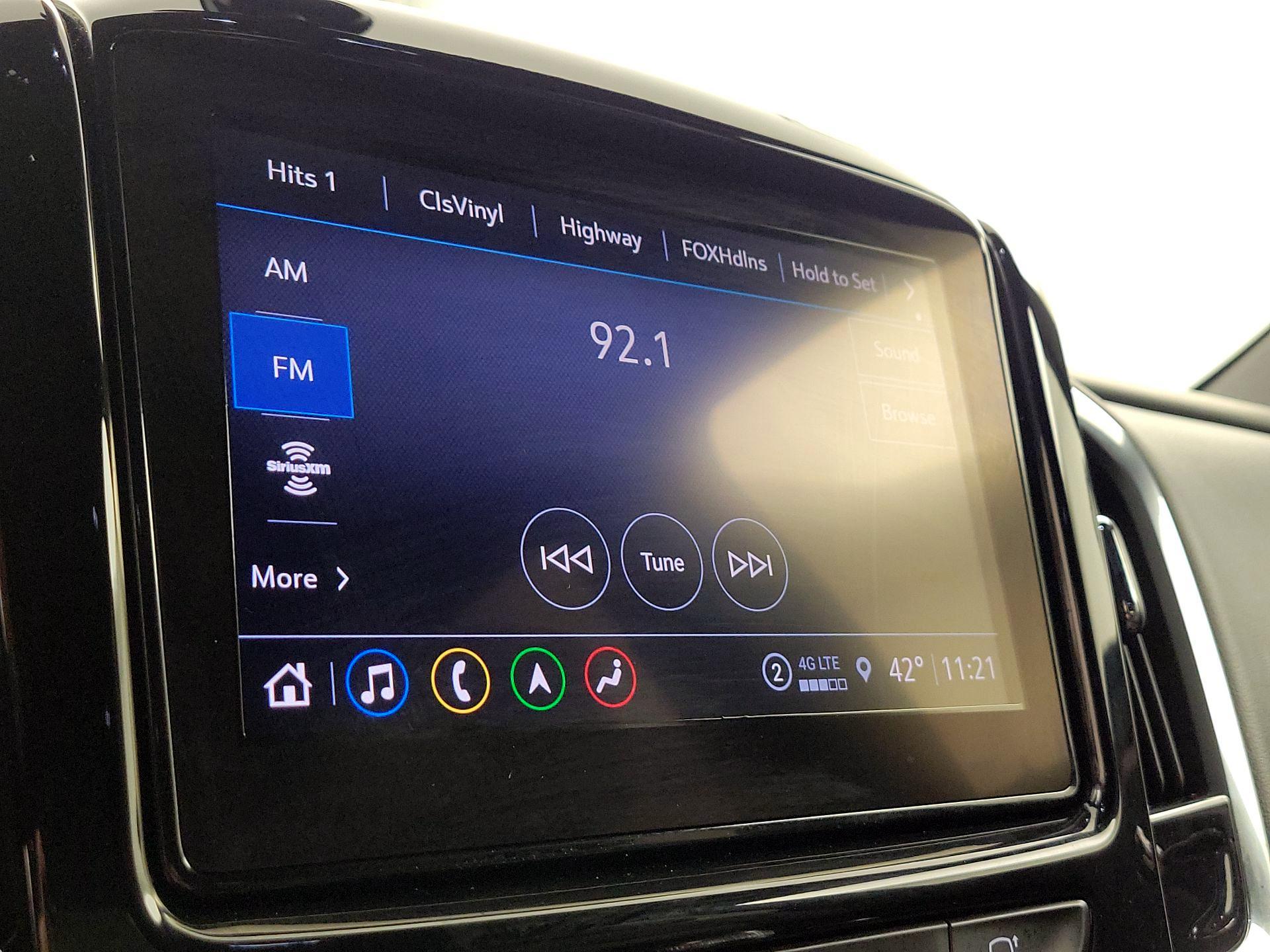 Thumbnail: 2023 Chevrolet Traverse - 16