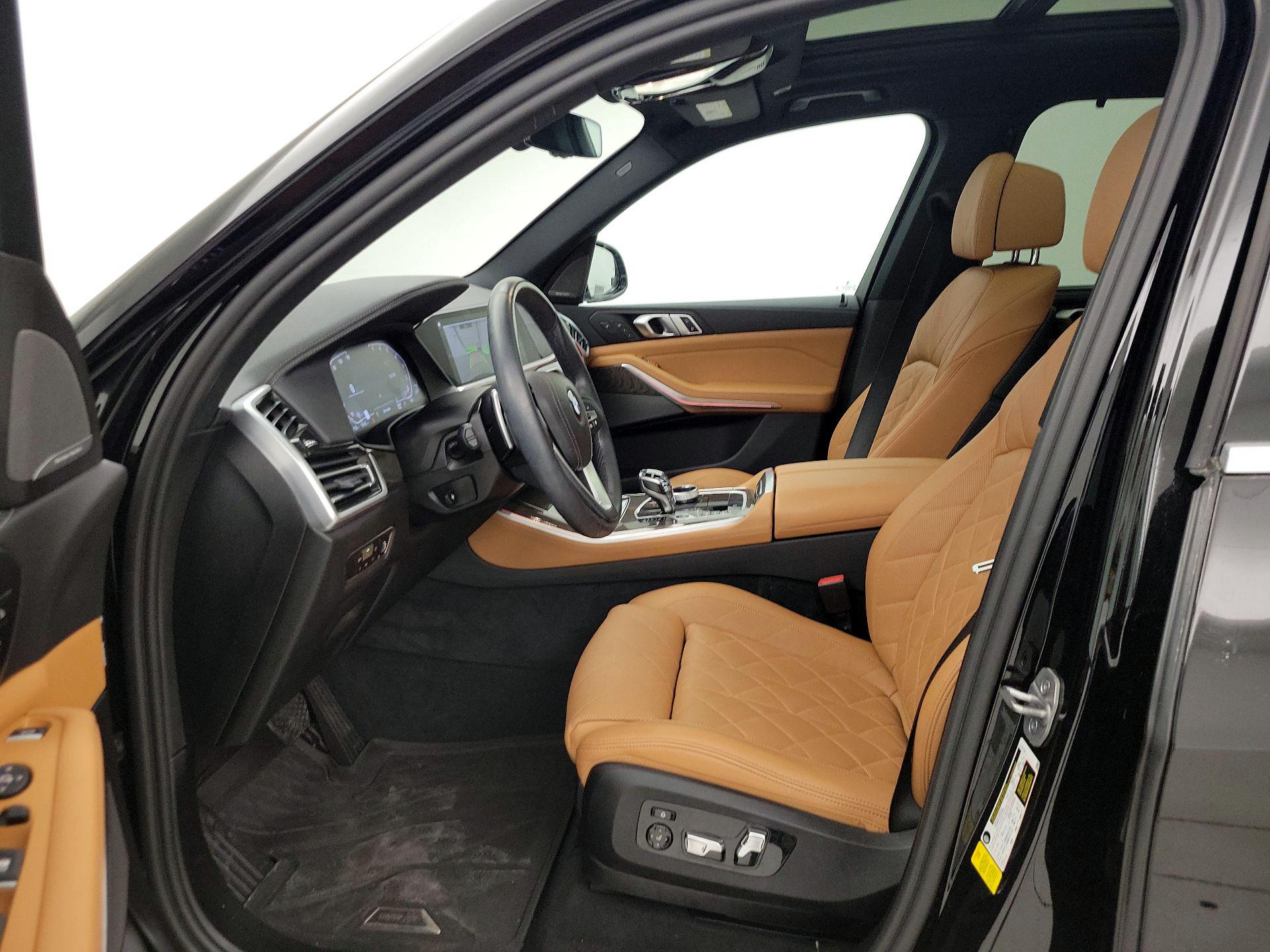 Thumbnail: 2023 BMW X5 - 11