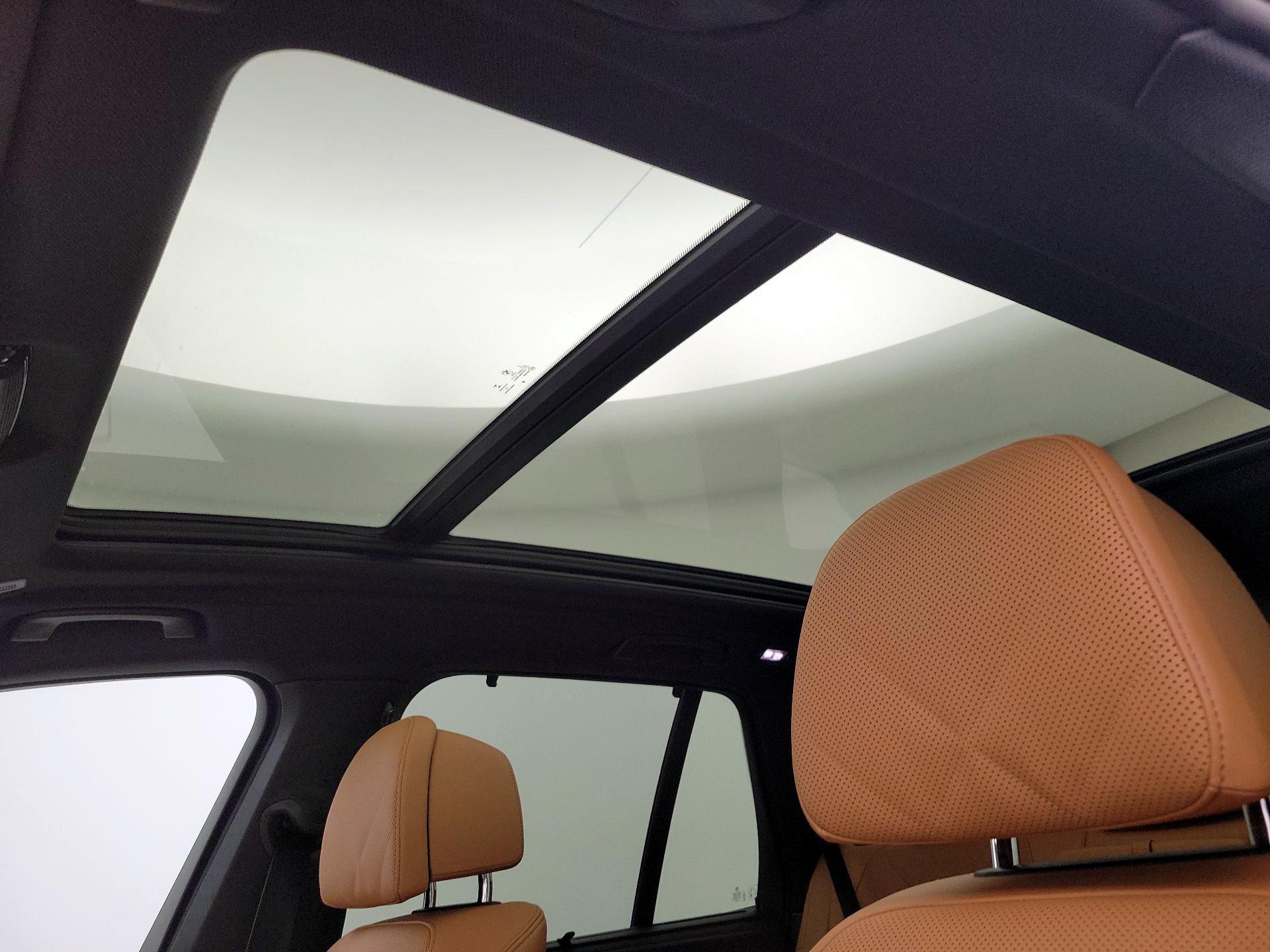 Thumbnail: 2023 BMW X5 - 18