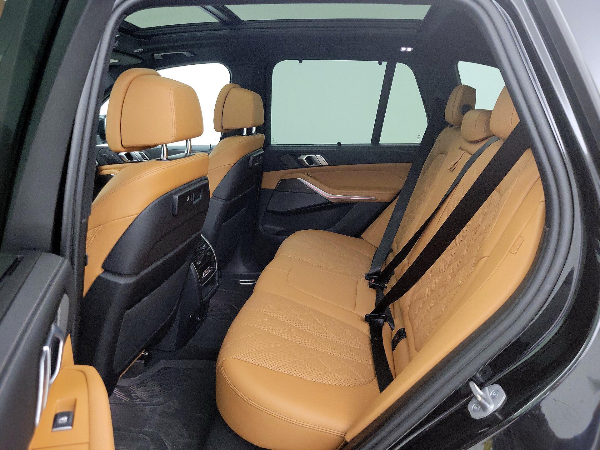 Thumbnail: 2023 BMW X5 - 19