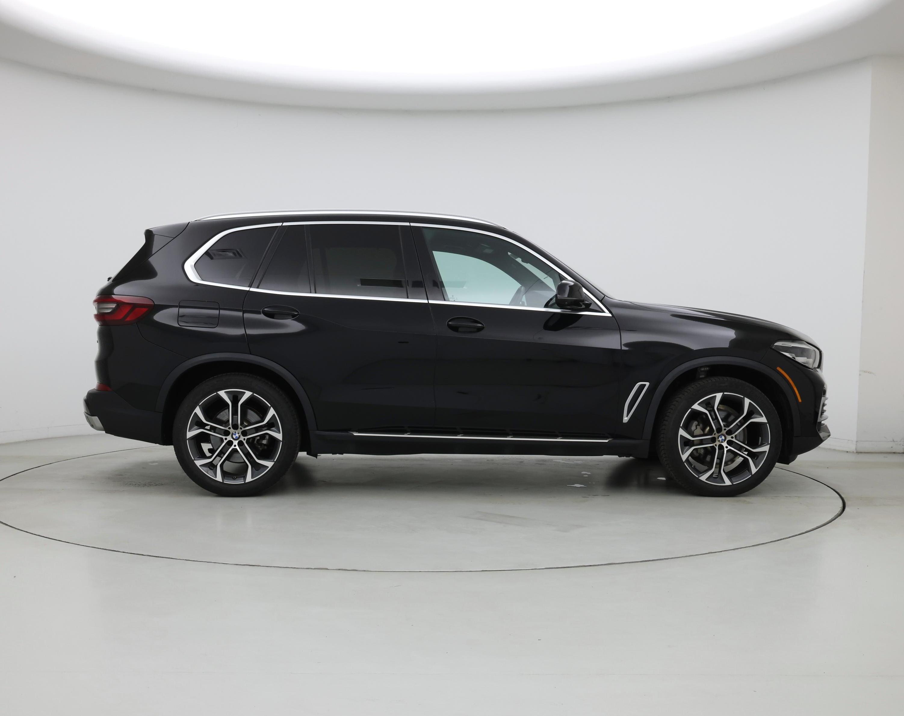 Thumbnail: 2023 BMW X5 - 7