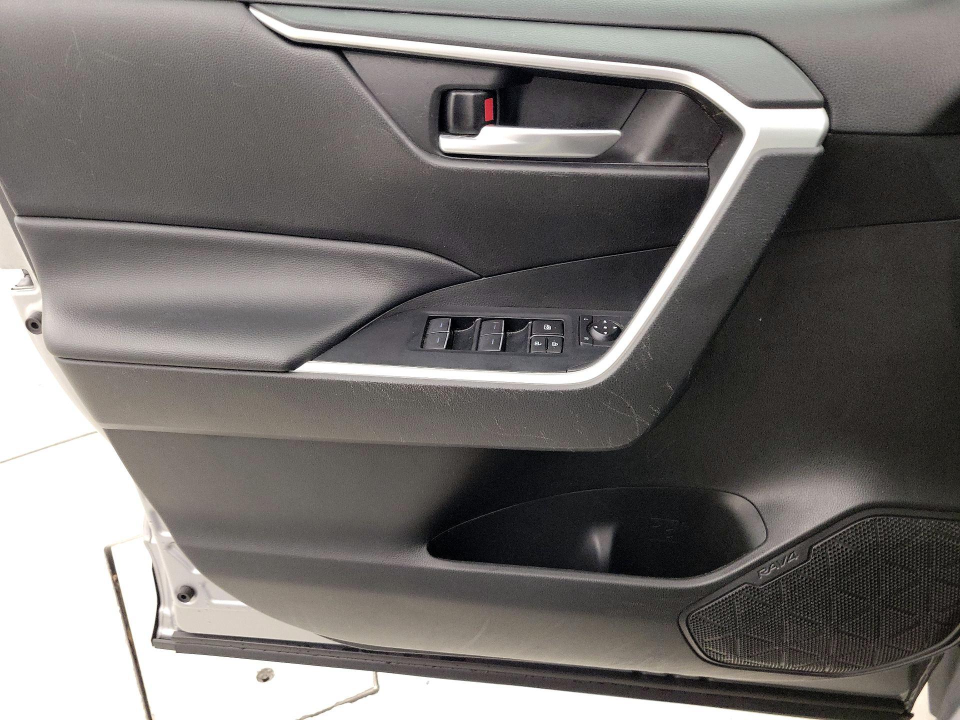 Thumbnail: 2023 Toyota RAV4 - 12