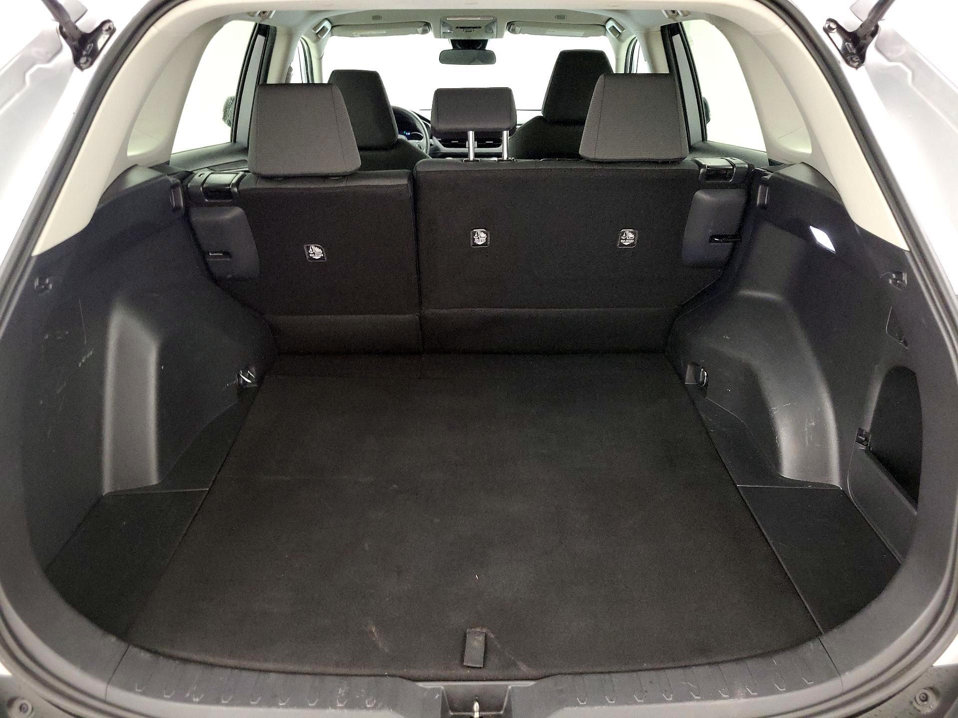 Thumbnail: 2023 Toyota RAV4 - 20