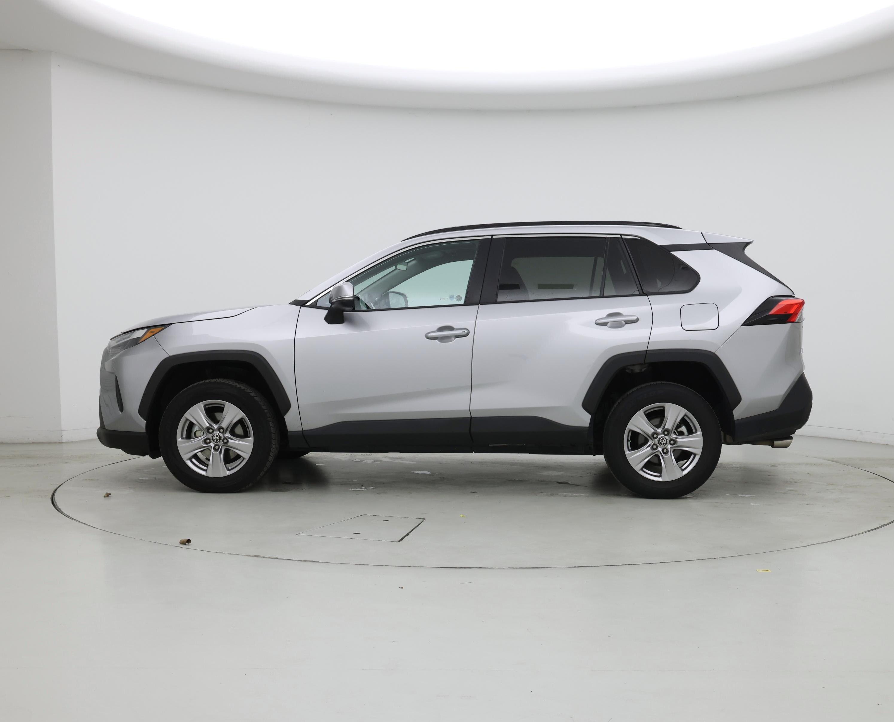 Thumbnail: 2023 Toyota RAV4 - 3