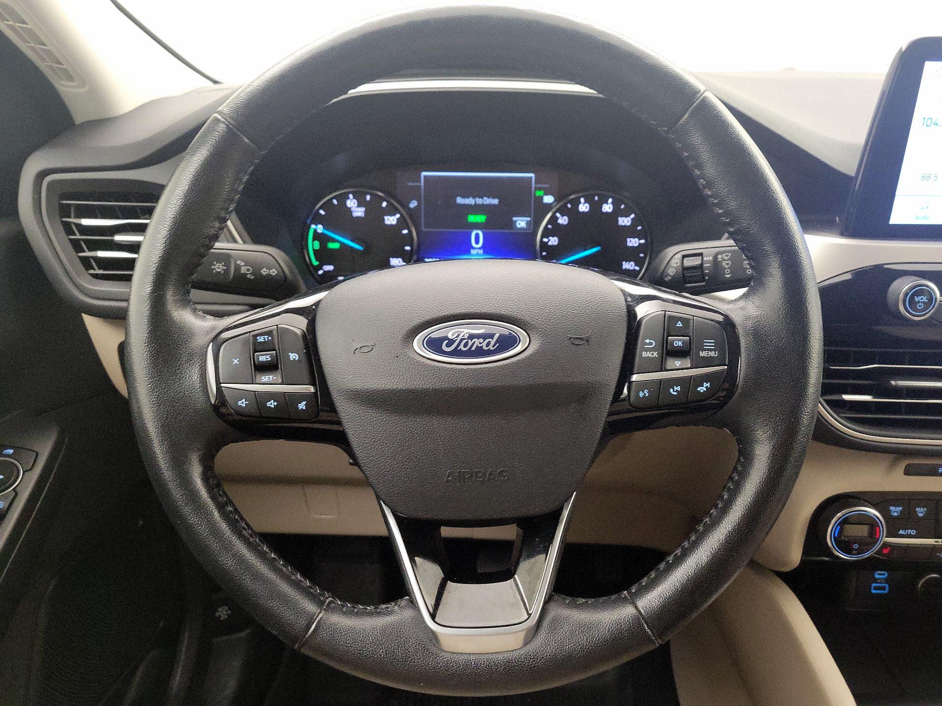 Thumbnail: 2021 Ford Escape - 10