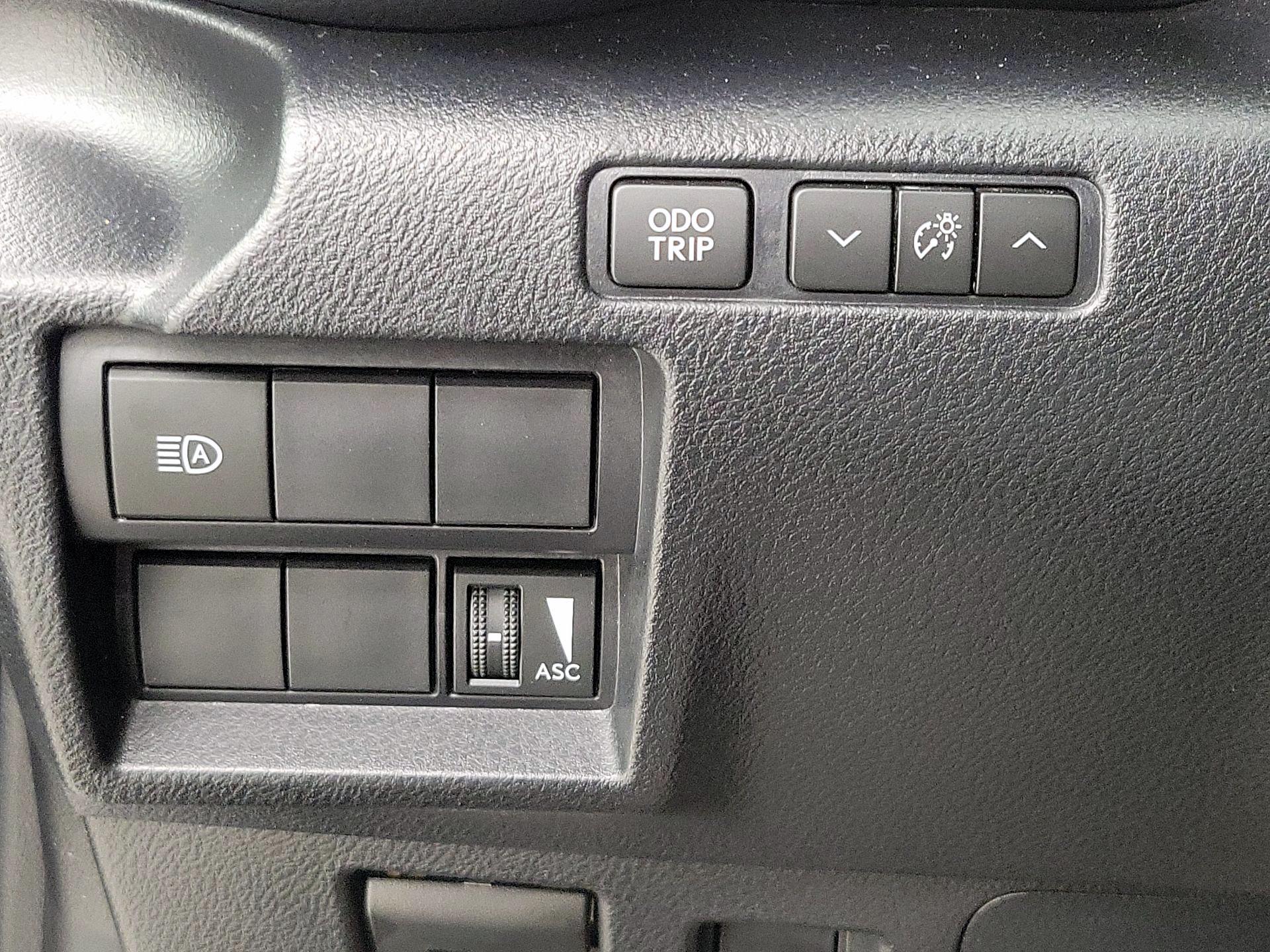 Thumbnail: 2022 Lexus IS - 13