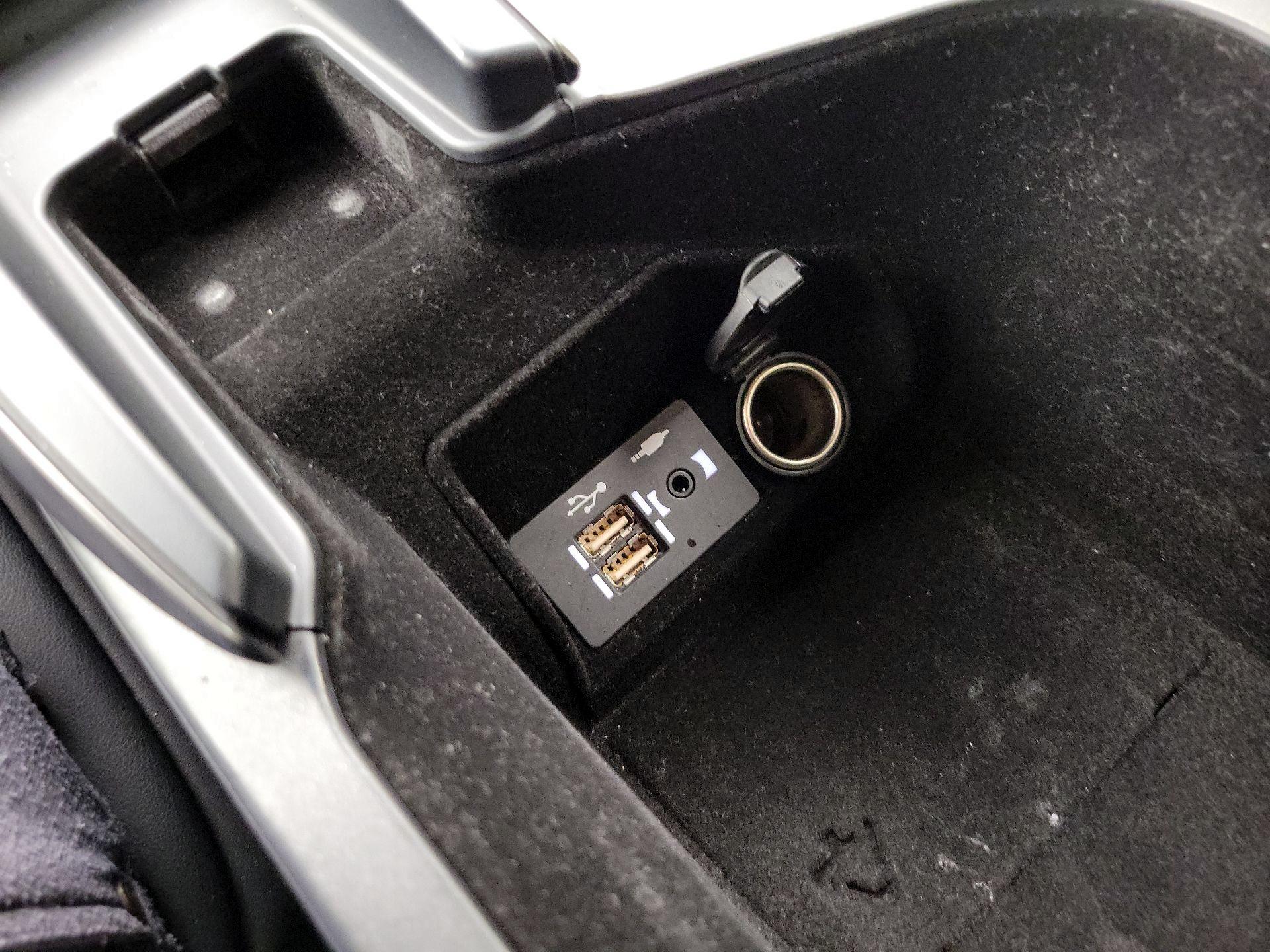 Thumbnail: 2022 Lexus IS - 18