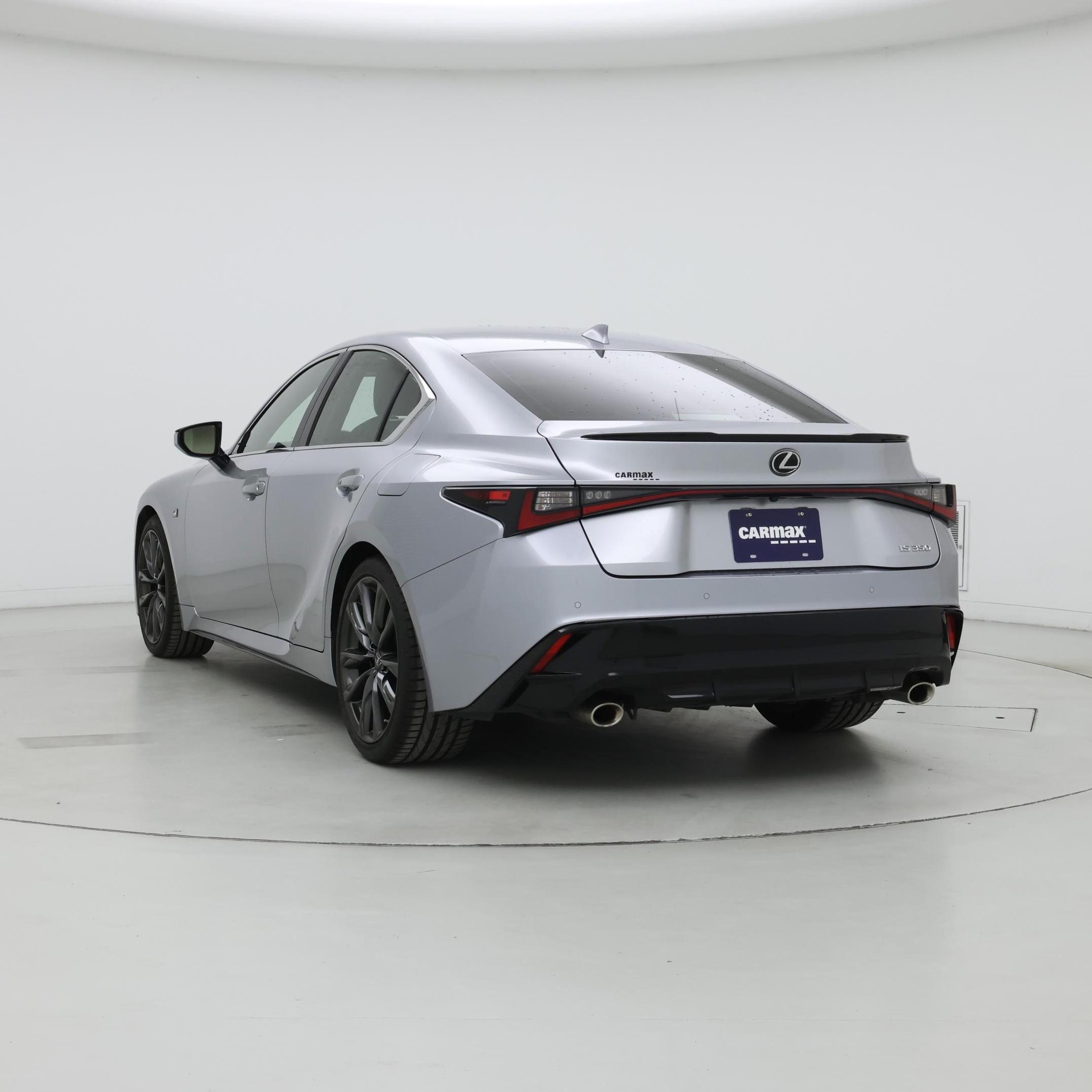 Thumbnail: 2022 Lexus IS - 2