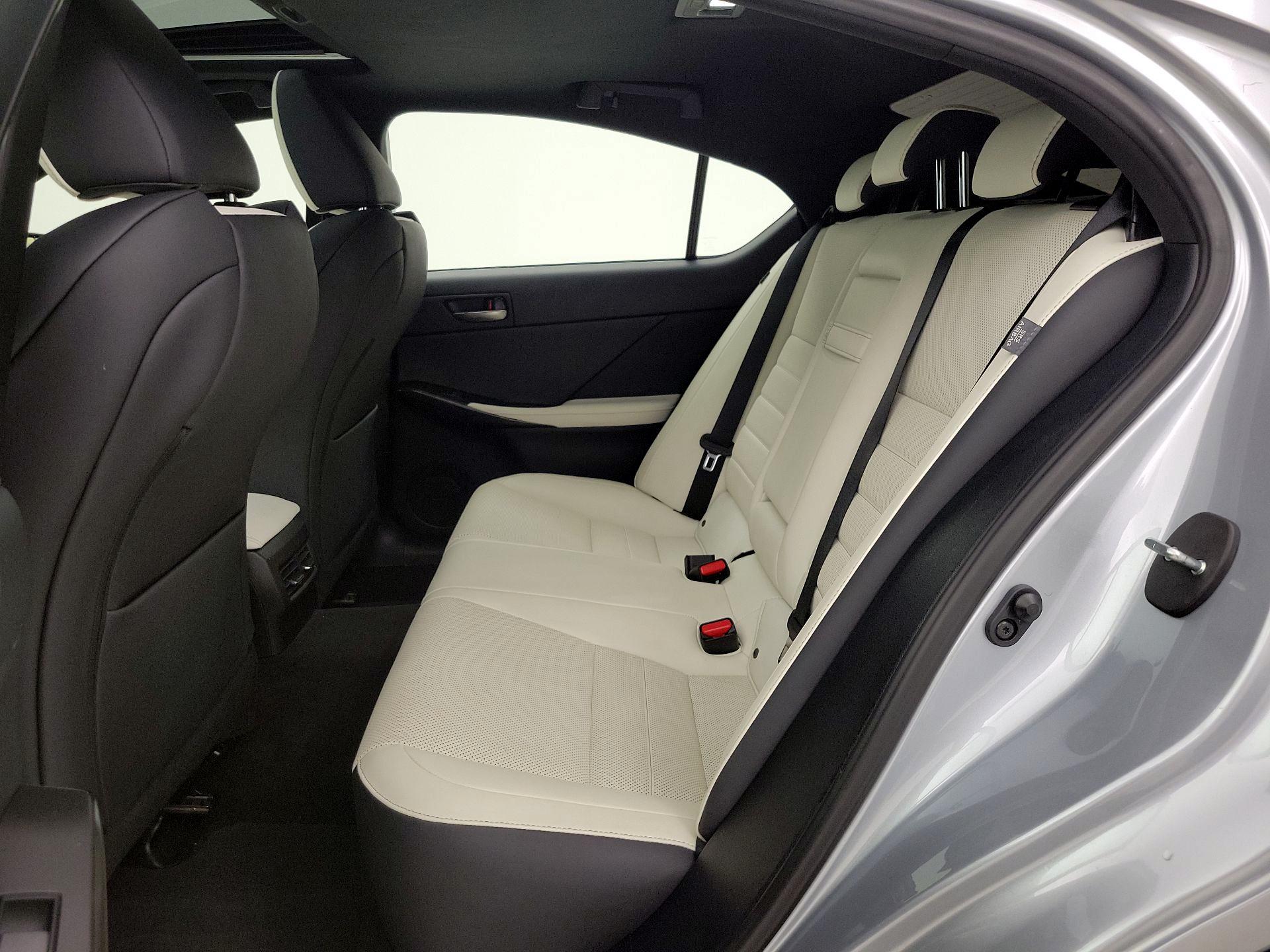 Thumbnail: 2022 Lexus IS - 20