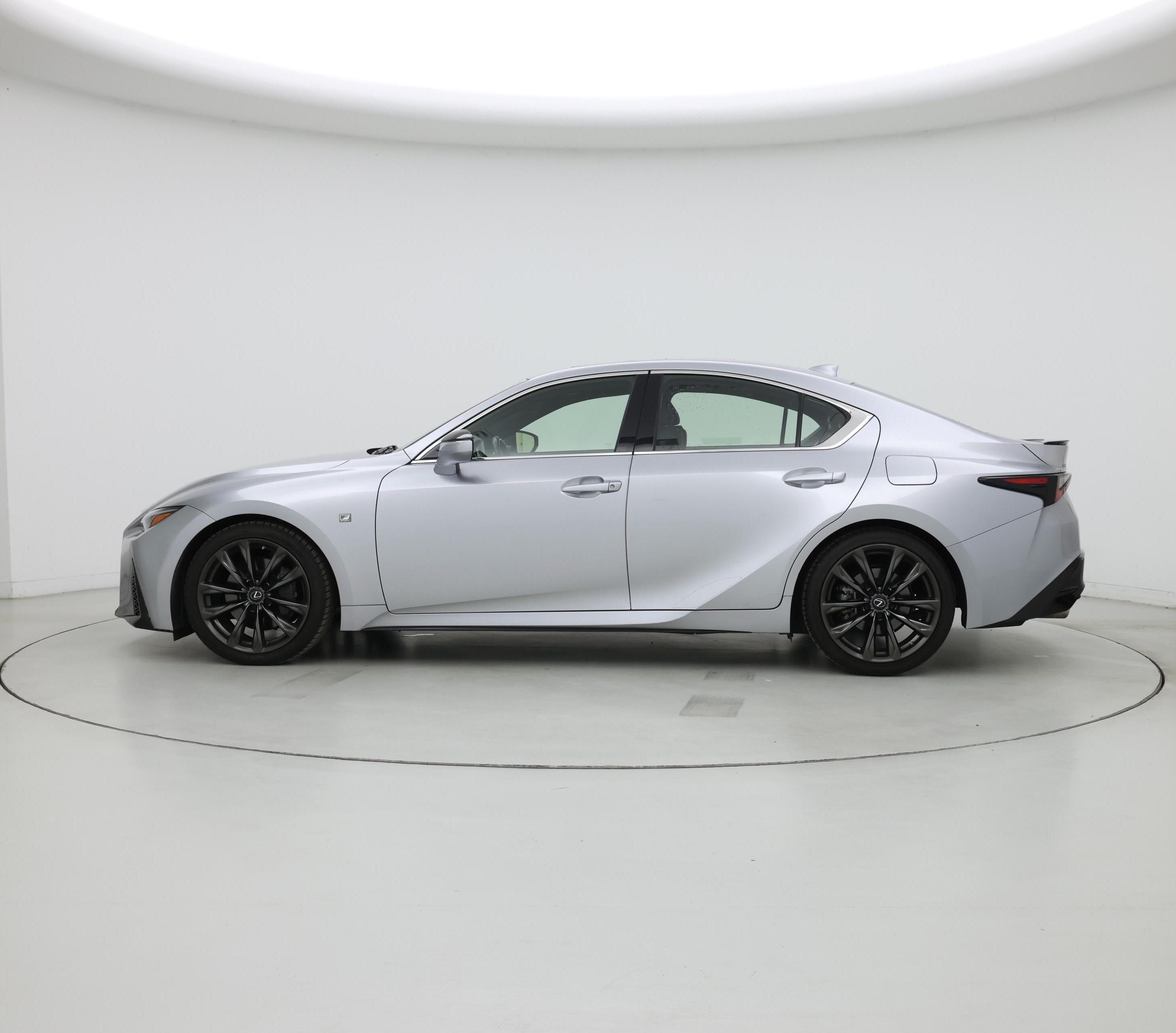 Thumbnail: 2022 Lexus IS - 3