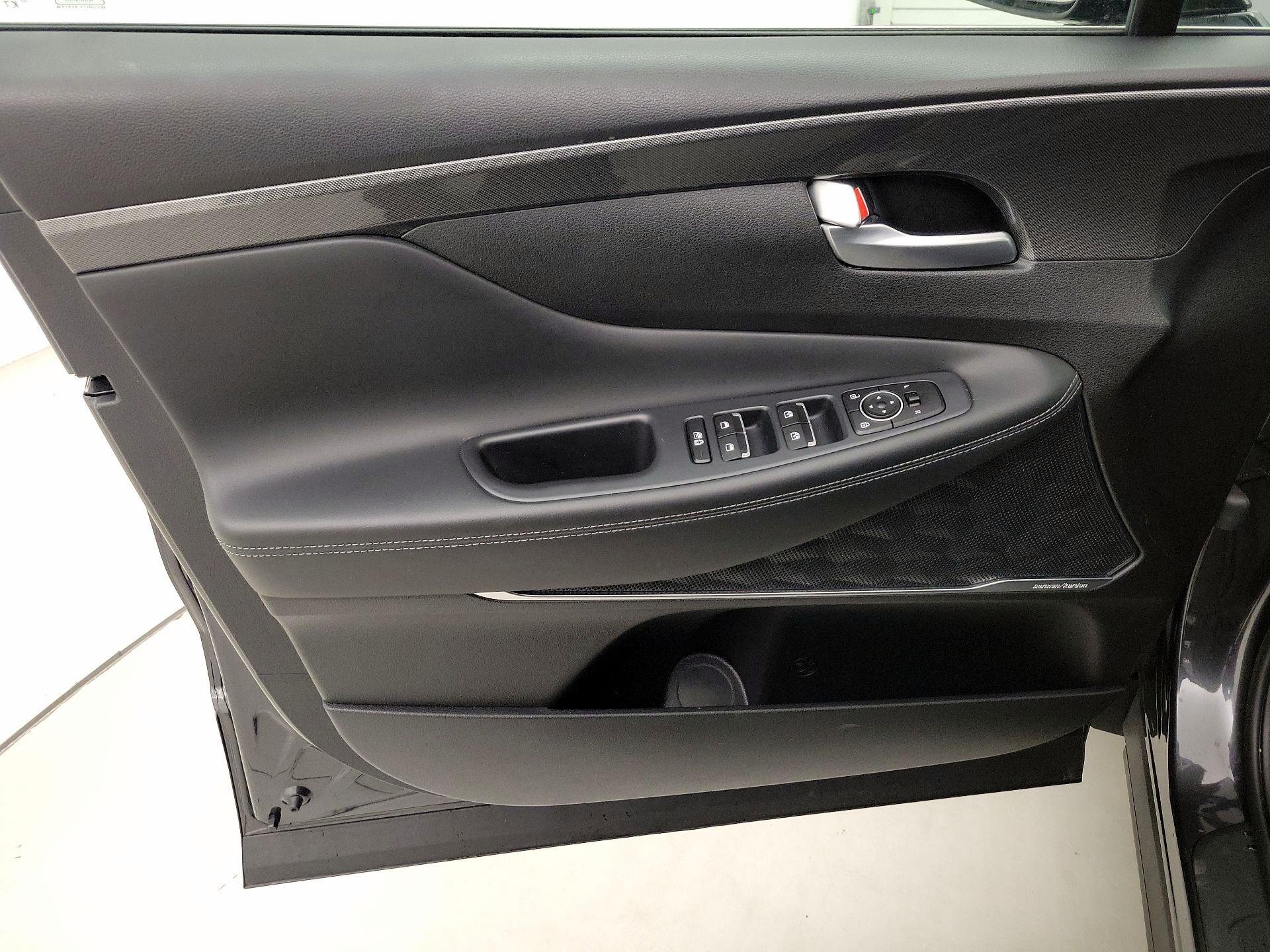 Thumbnail: 2023 Hyundai Santa Fe - 12