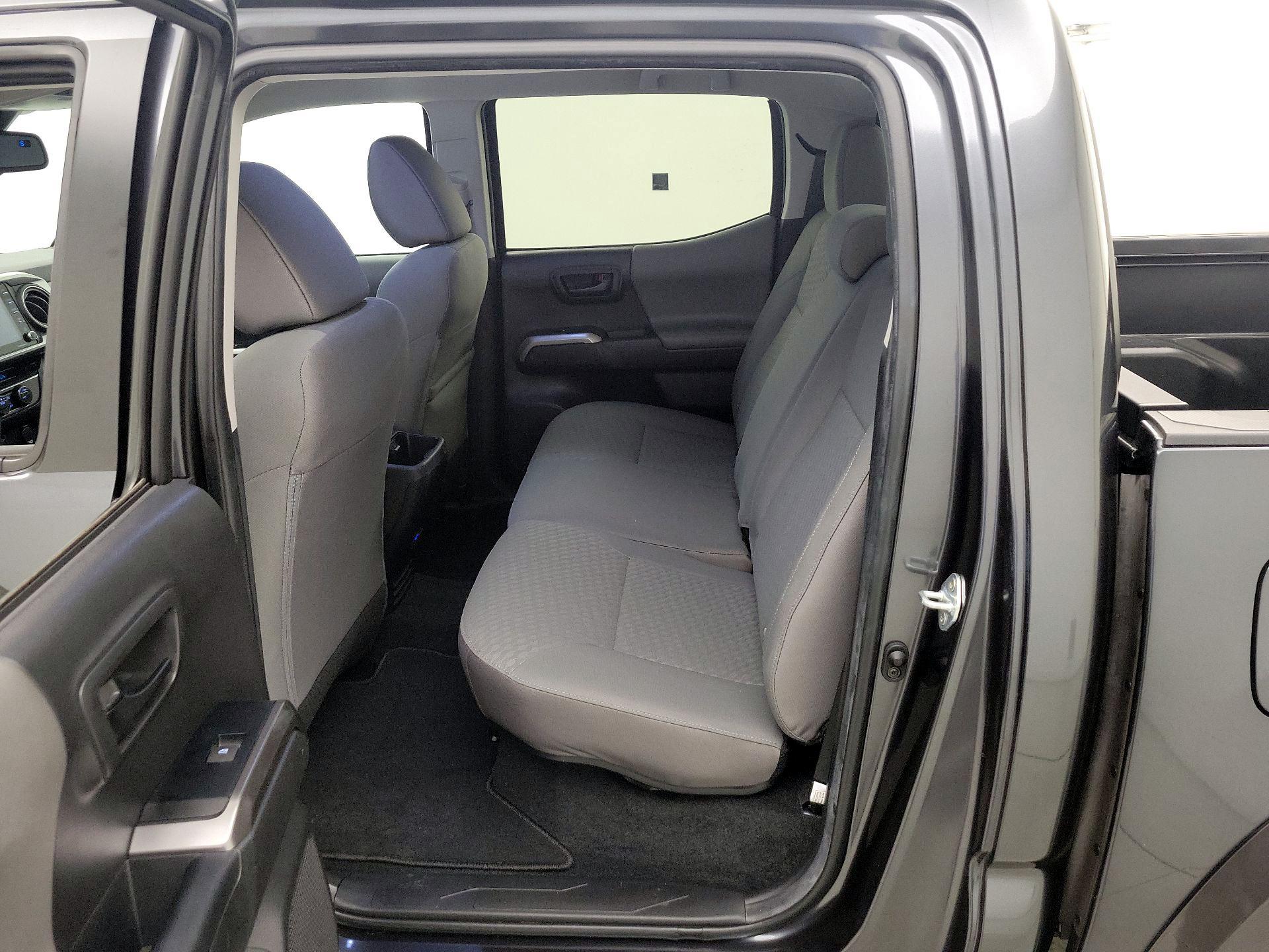 Thumbnail: 2022 Toyota Tacoma - 19