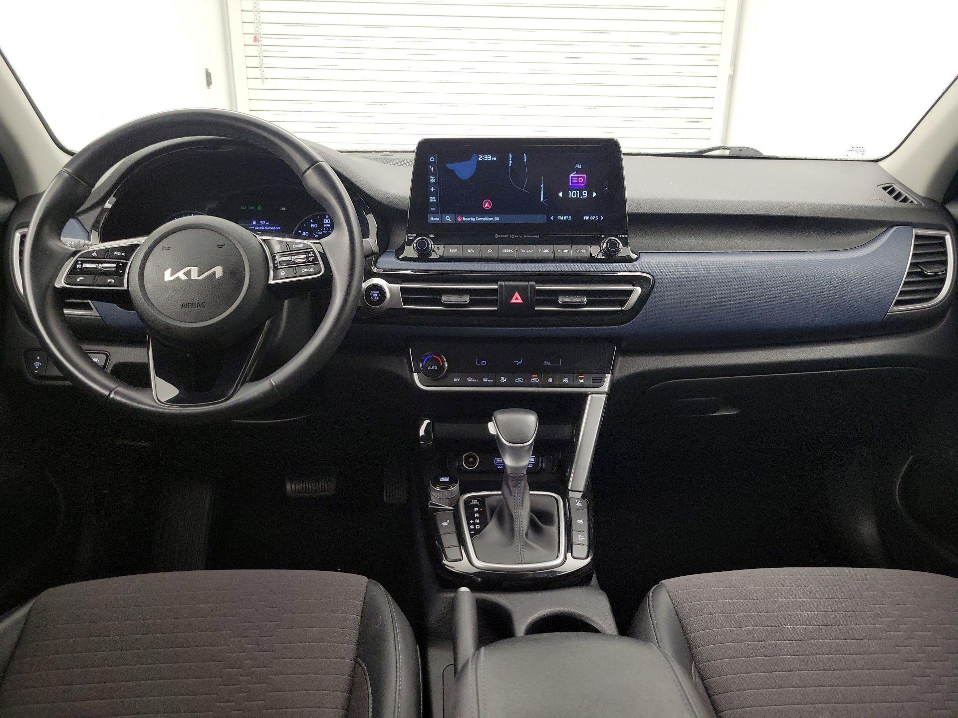 Thumbnail: 2023 Kia Seltos - 9