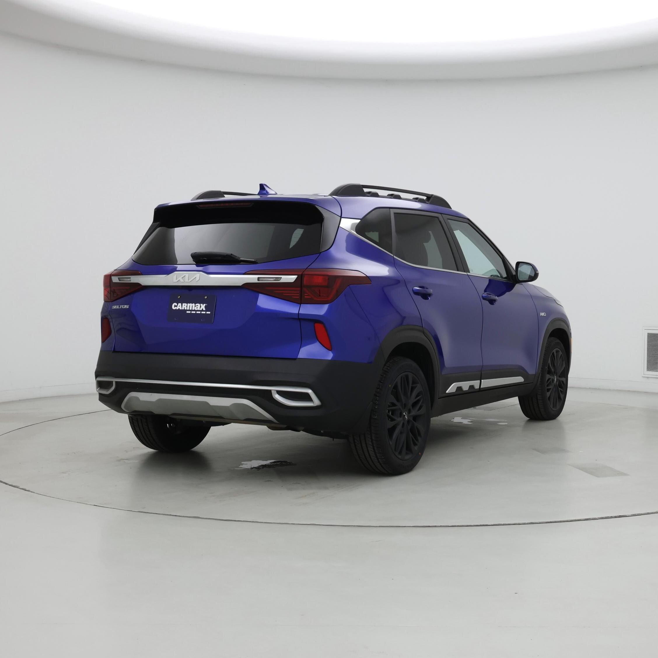 Thumbnail: 2023 Kia Seltos - 8