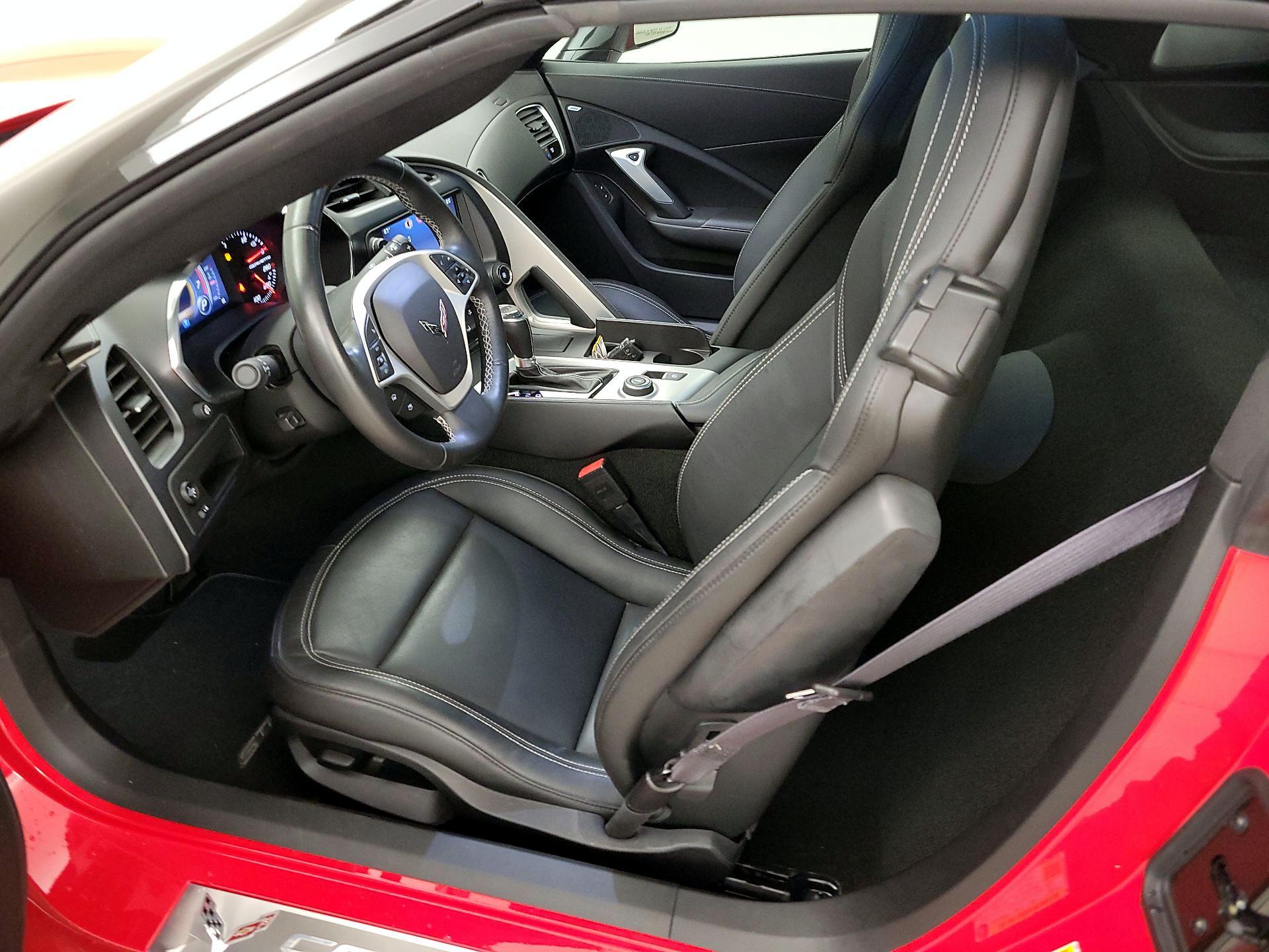 Thumbnail: 2015 Chevrolet Corvette - 11