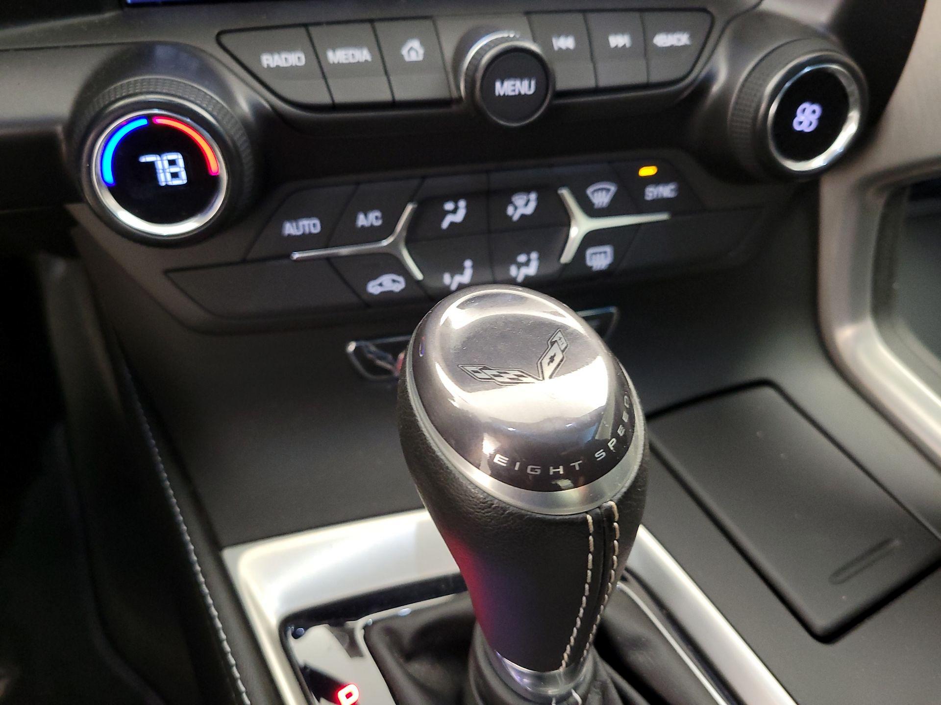 Thumbnail: 2015 Chevrolet Corvette - 16