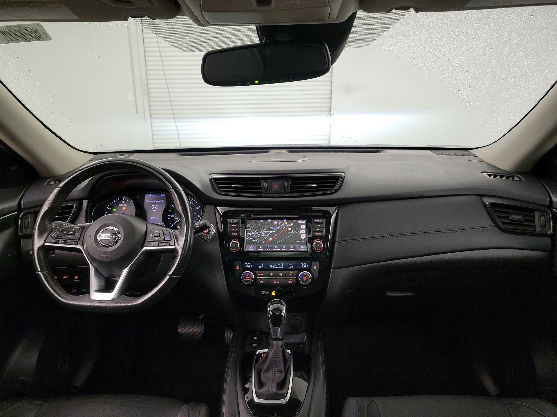 Thumbnail: 2018 Nissan Rogue - 9