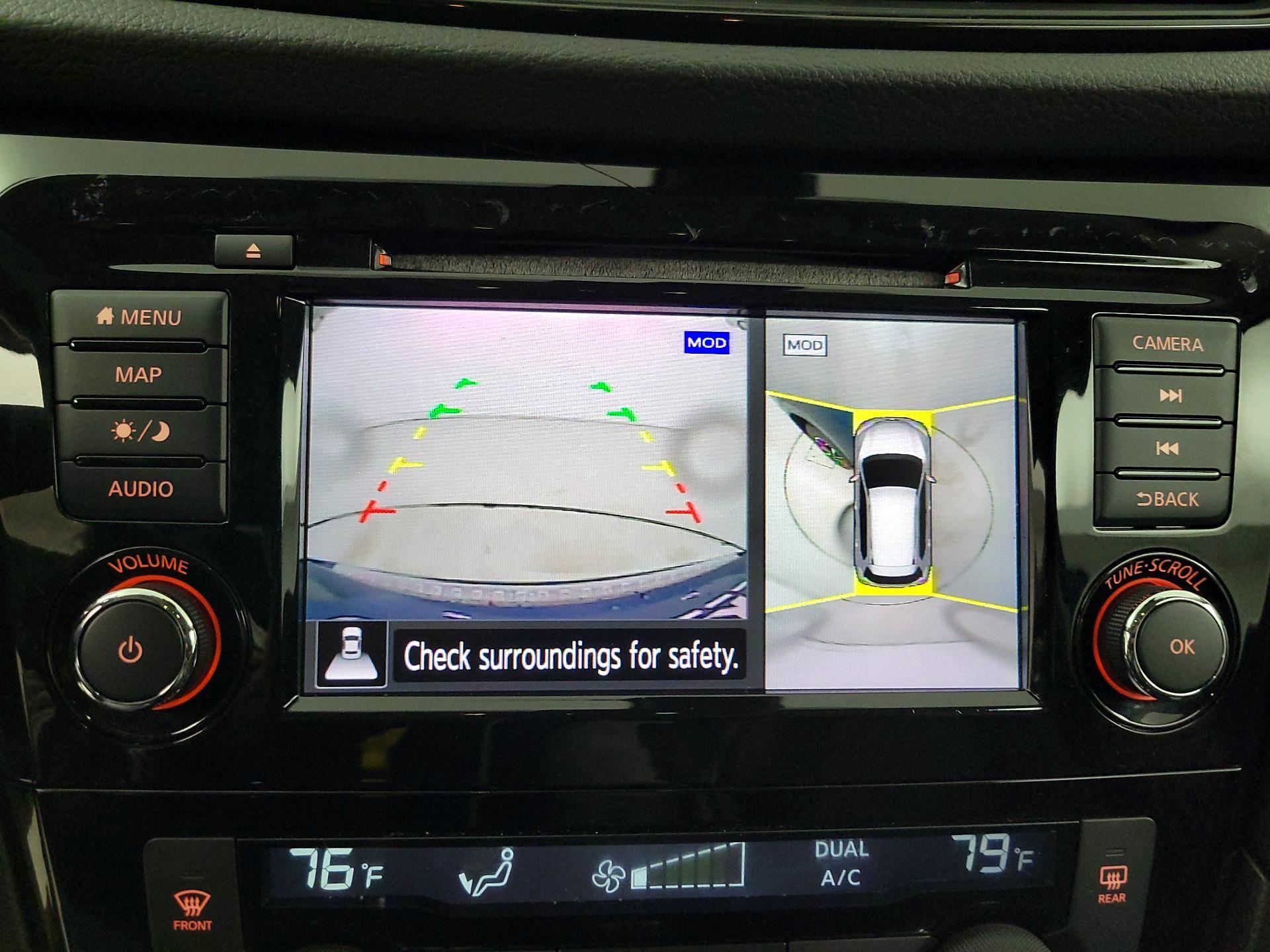 Thumbnail: 2018 Nissan Rogue - 15