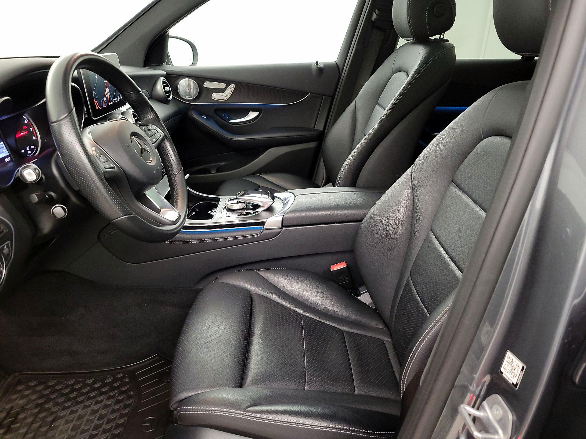 Thumbnail: 2017 Mercedes-Benz GLC - 11