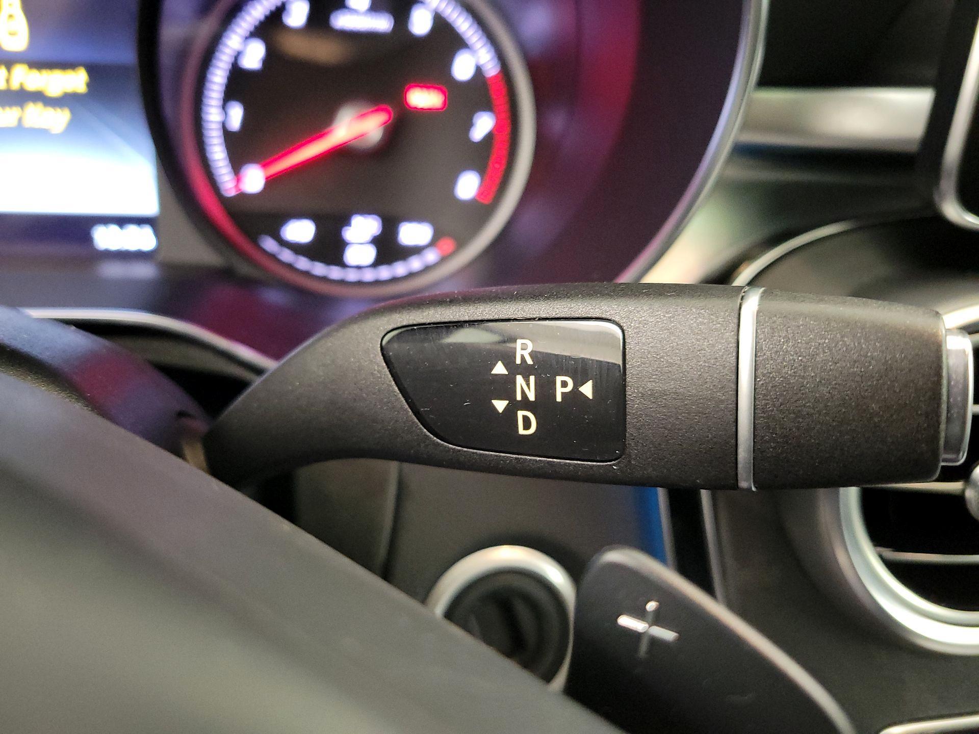 Thumbnail: 2017 Mercedes-Benz GLC - 18