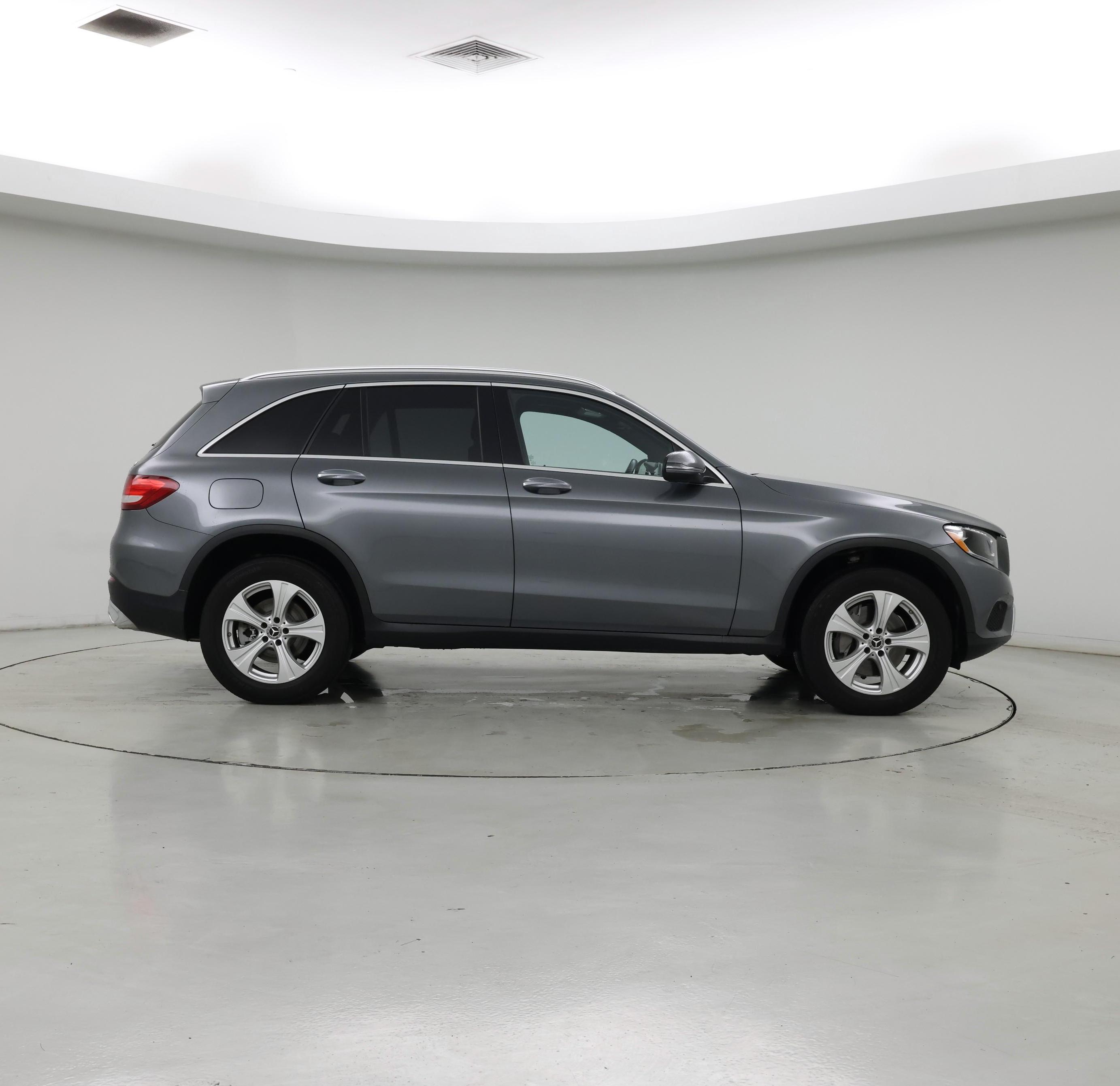 Thumbnail: 2017 Mercedes-Benz GLC - 7