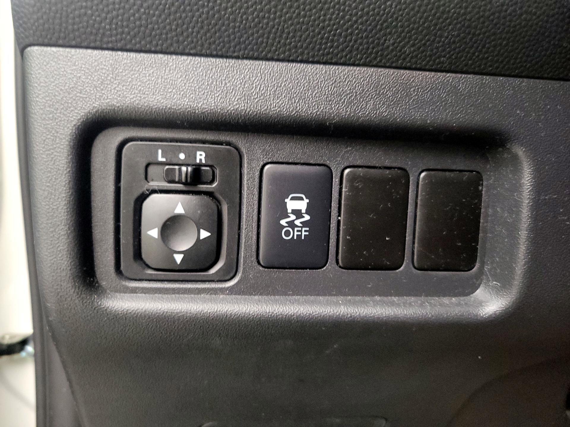 Thumbnail: 2019 Mitsubishi Mirage G4 - 13