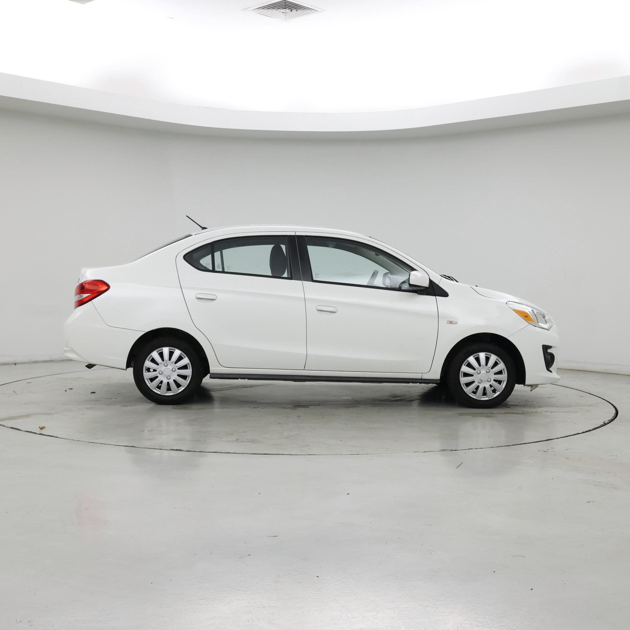 Thumbnail: 2019 Mitsubishi Mirage G4 - 7