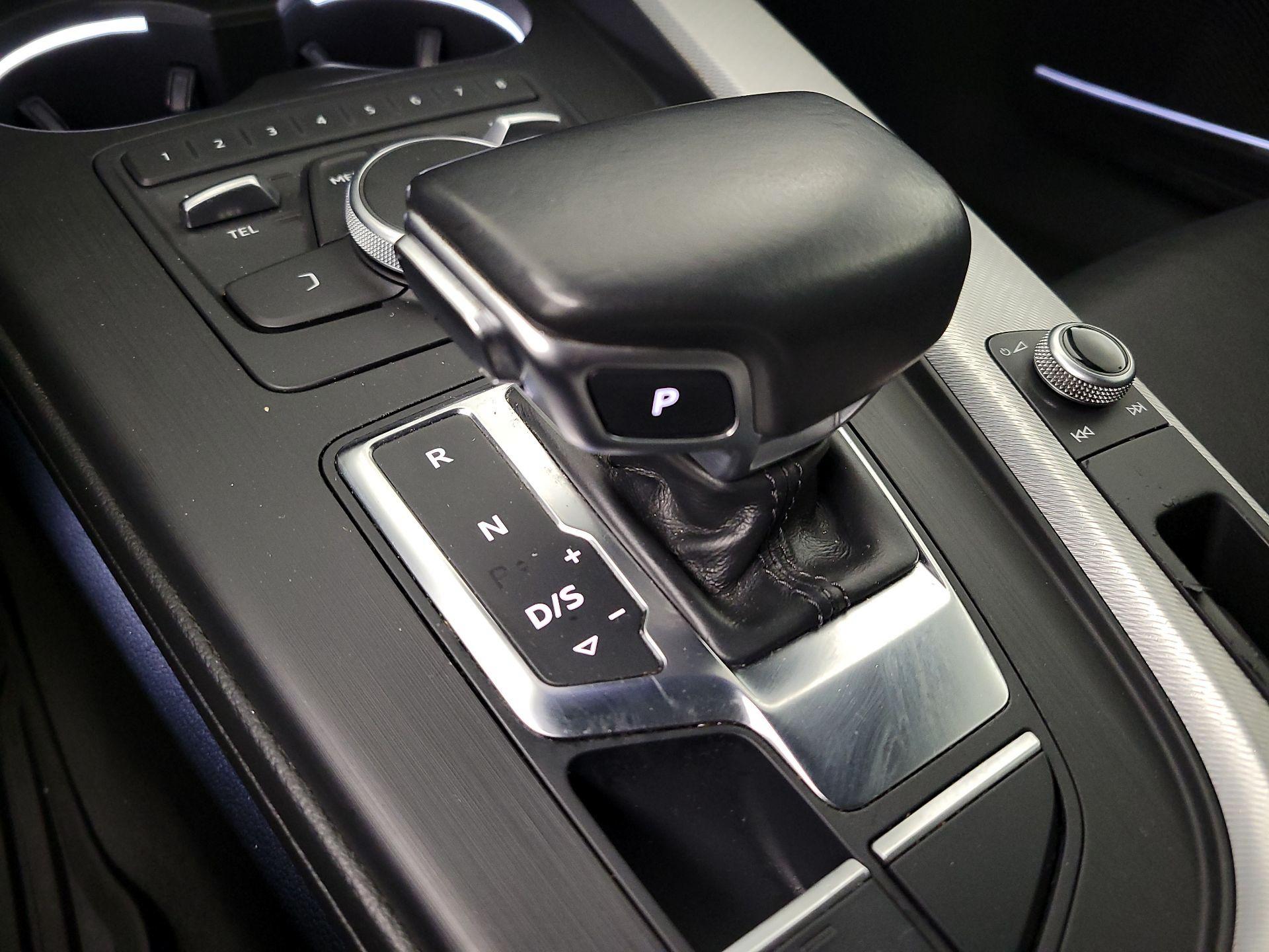 Thumbnail: 2018 Audi A4 - 17