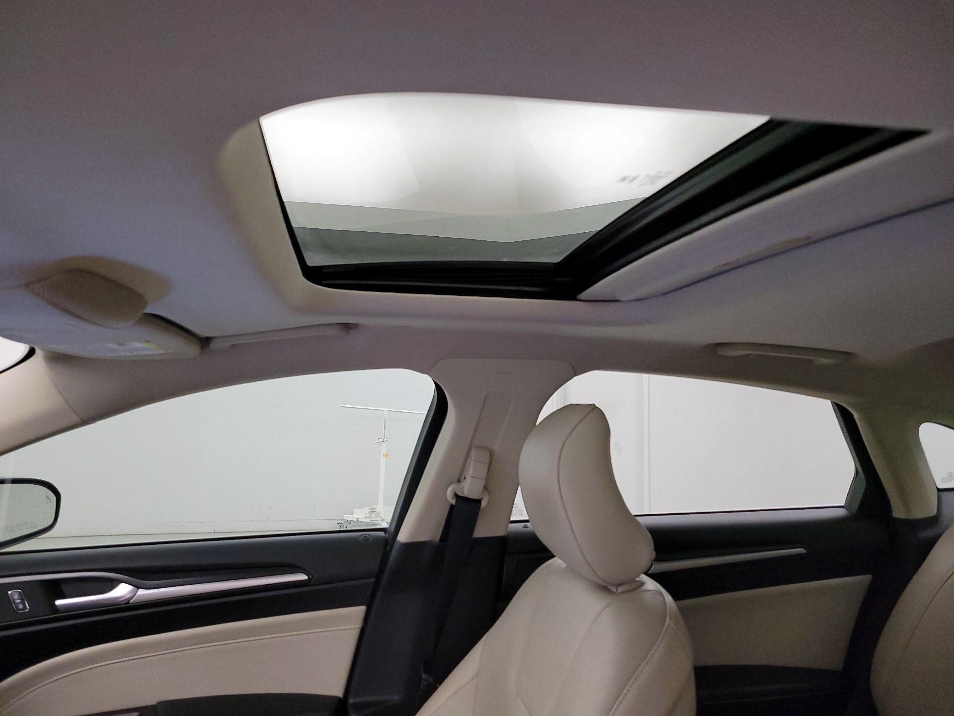 Thumbnail: 2017 Ford Fusion - 20