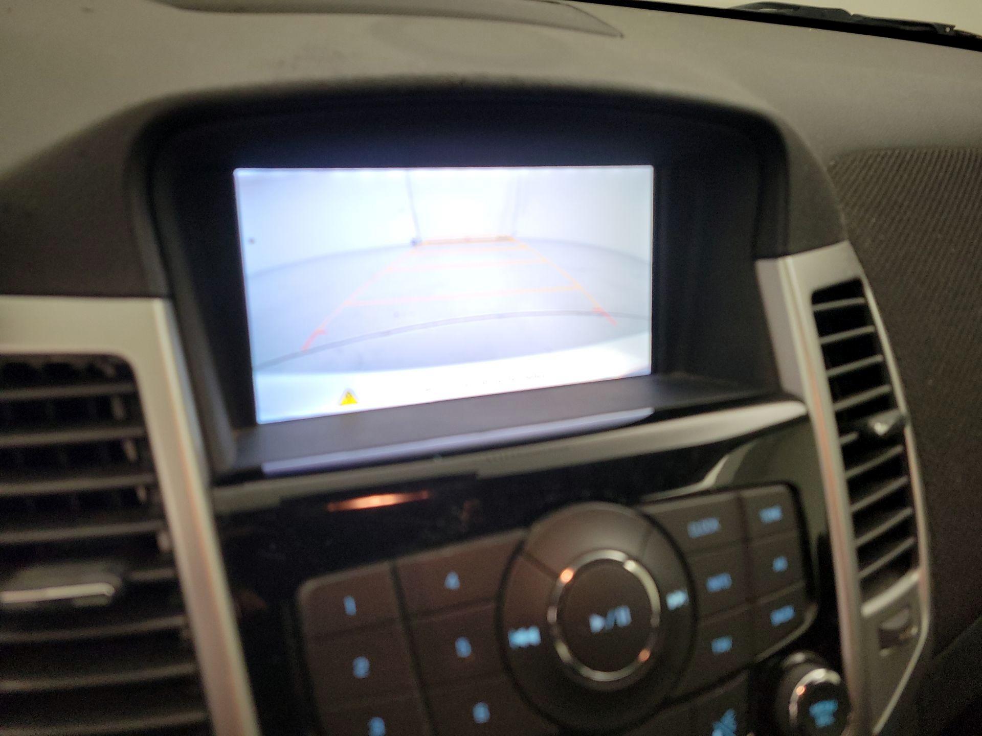 Thumbnail: 2016 Chevrolet Cruze - 14