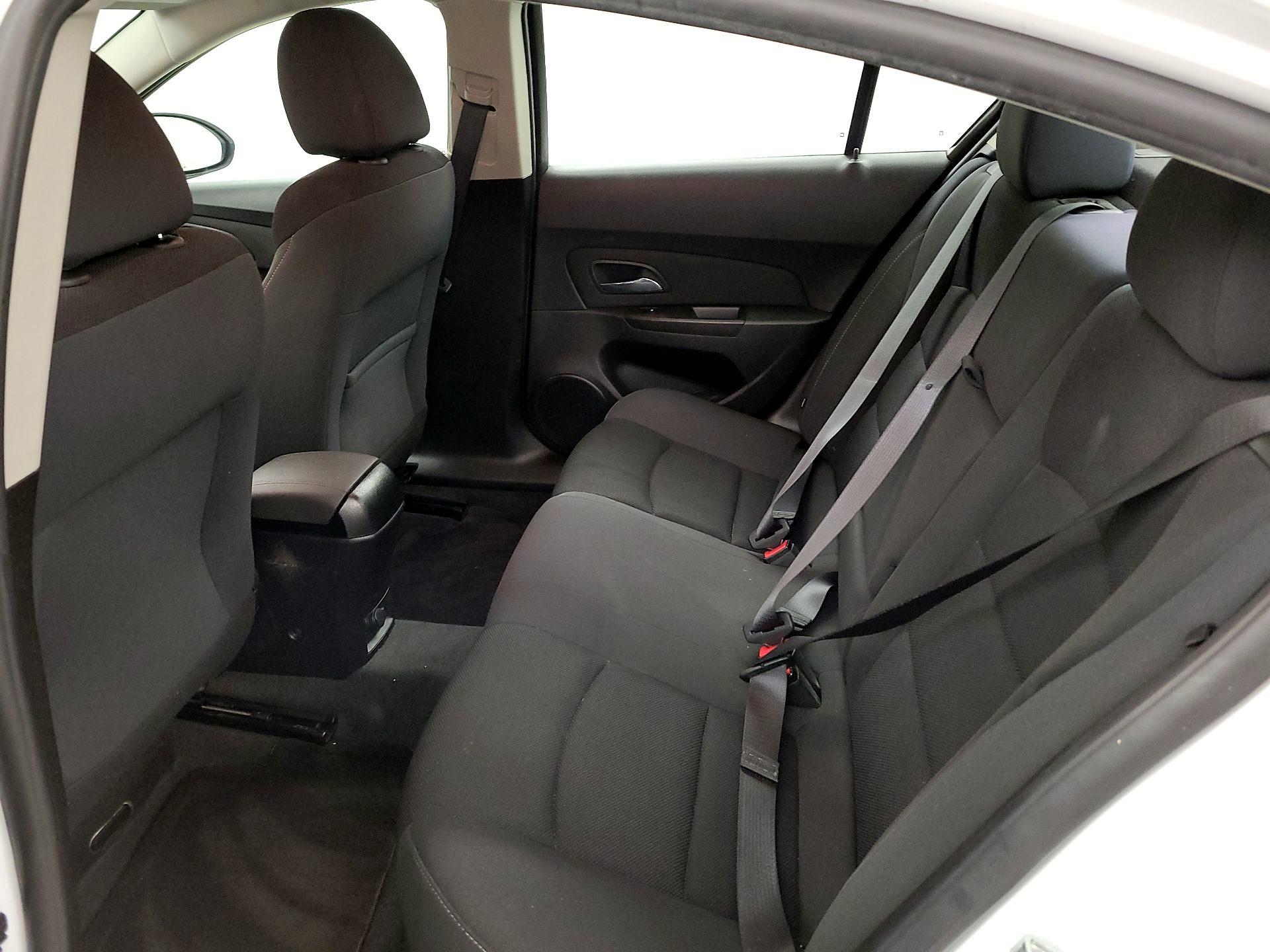 Thumbnail: 2016 Chevrolet Cruze - 19