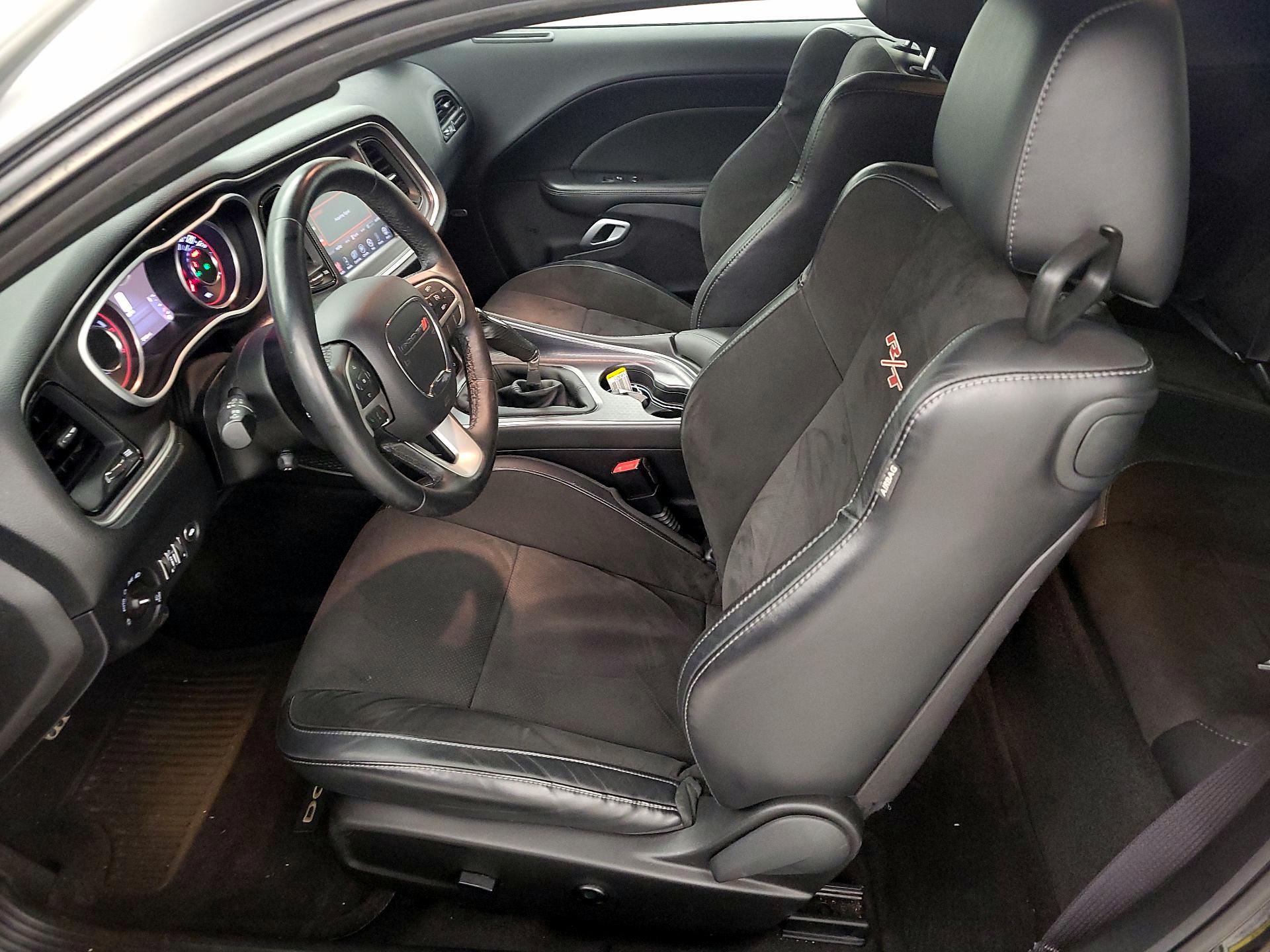 Thumbnail: 2015 Dodge Challenger - 11