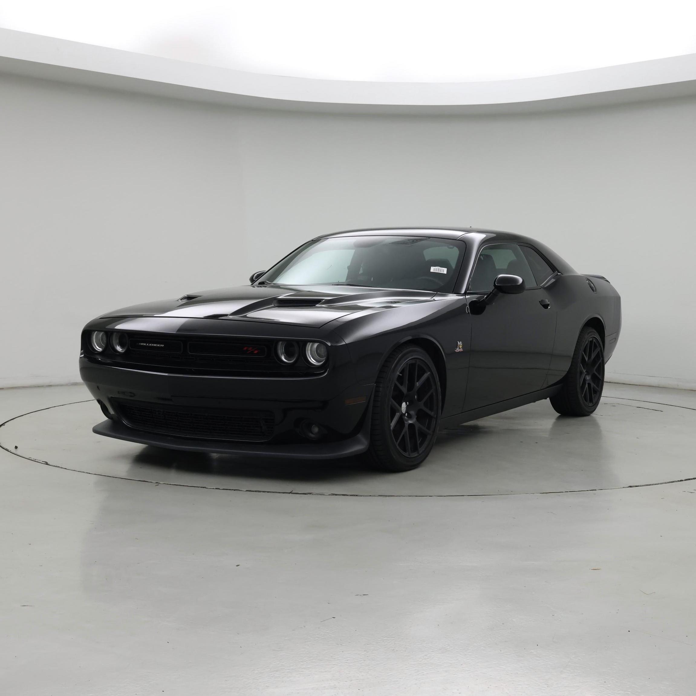 Thumbnail: 2015 Dodge Challenger - 4