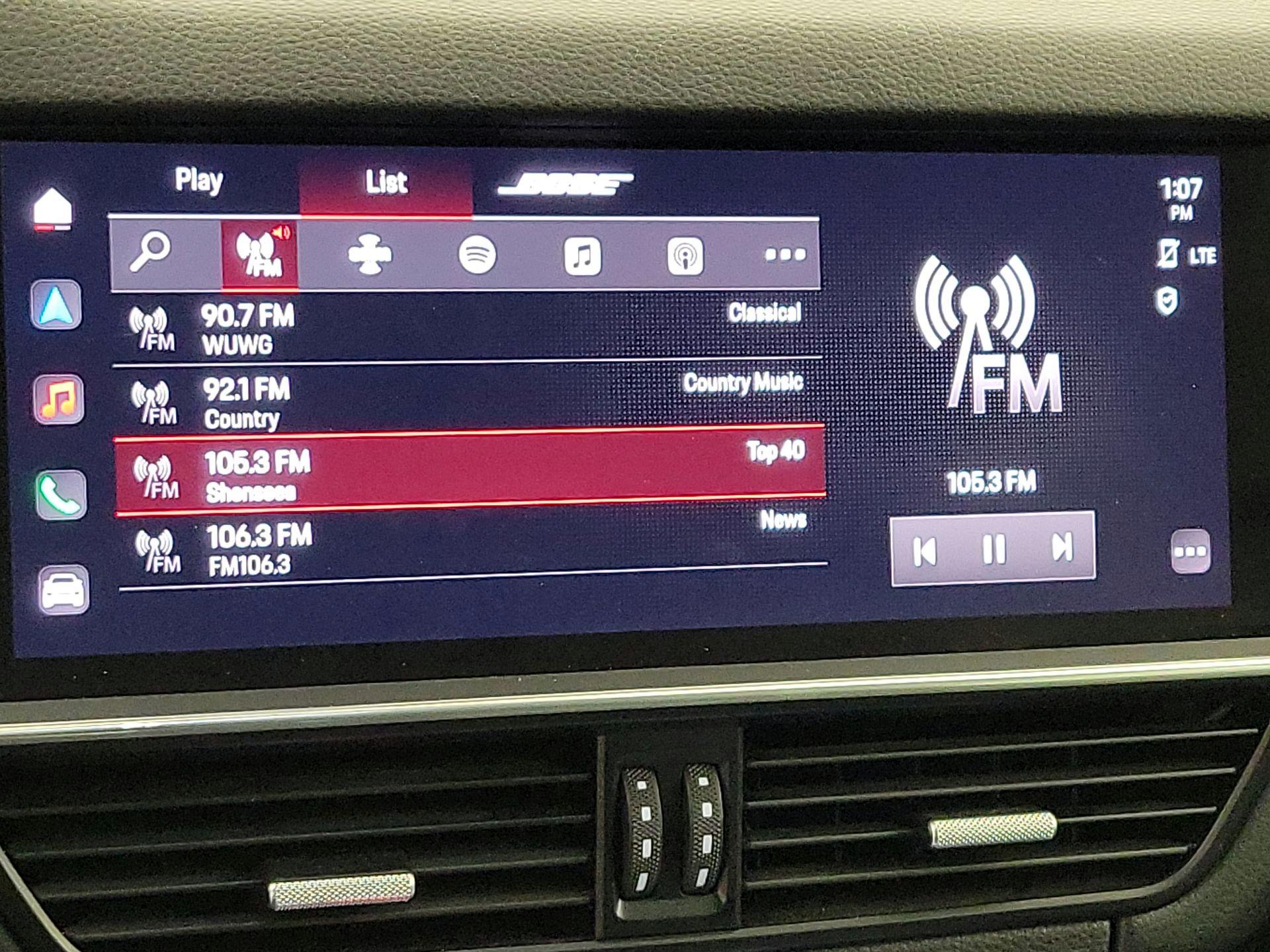 Thumbnail: 2022 Porsche Cayenne - 16