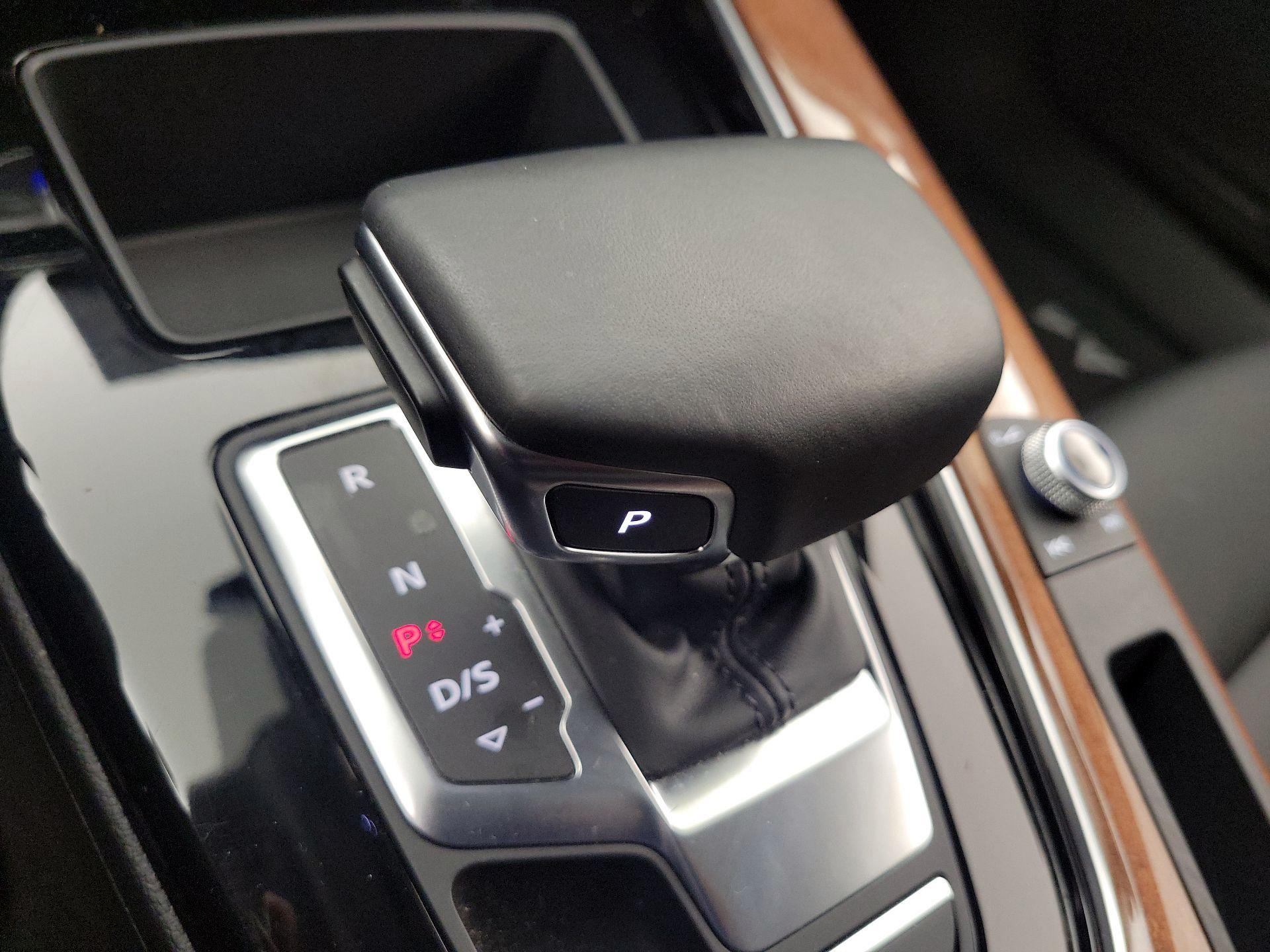 Thumbnail: 2022 Audi A4 - 17